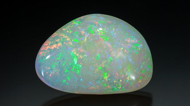 Opal: Nature's Mesmerizing Gemstone with Spiritual Power and Timeless Beauty
