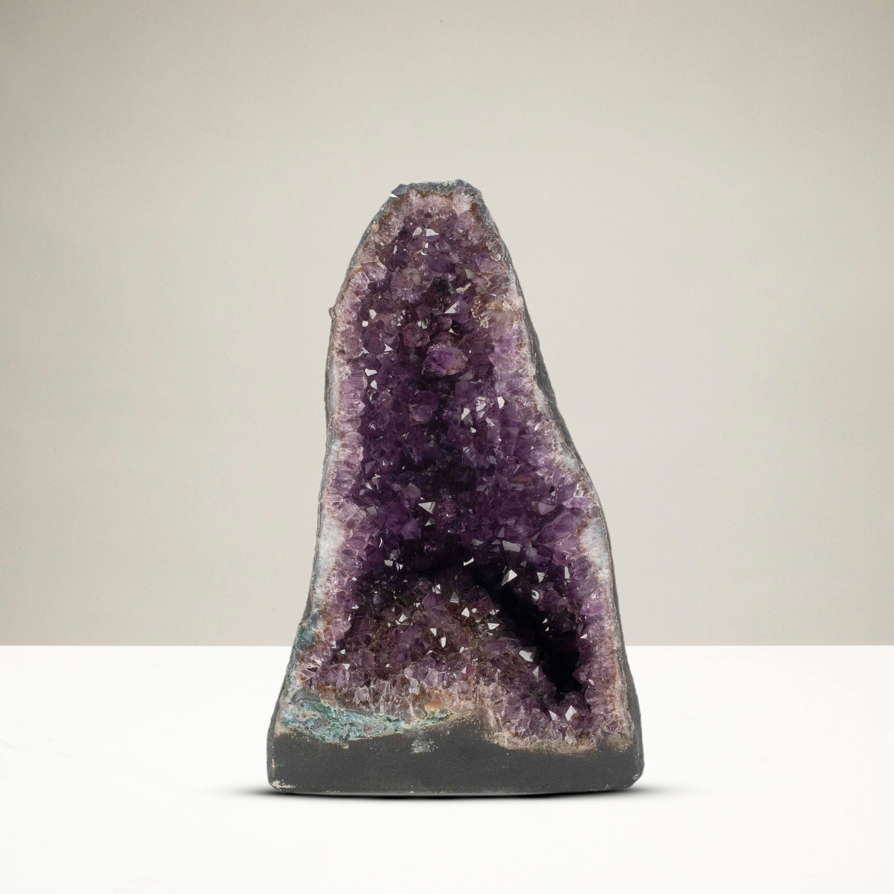Kalifano Amethyst Amethyst Geode Cathedral - 19" / 59 lbs BAG9600.004