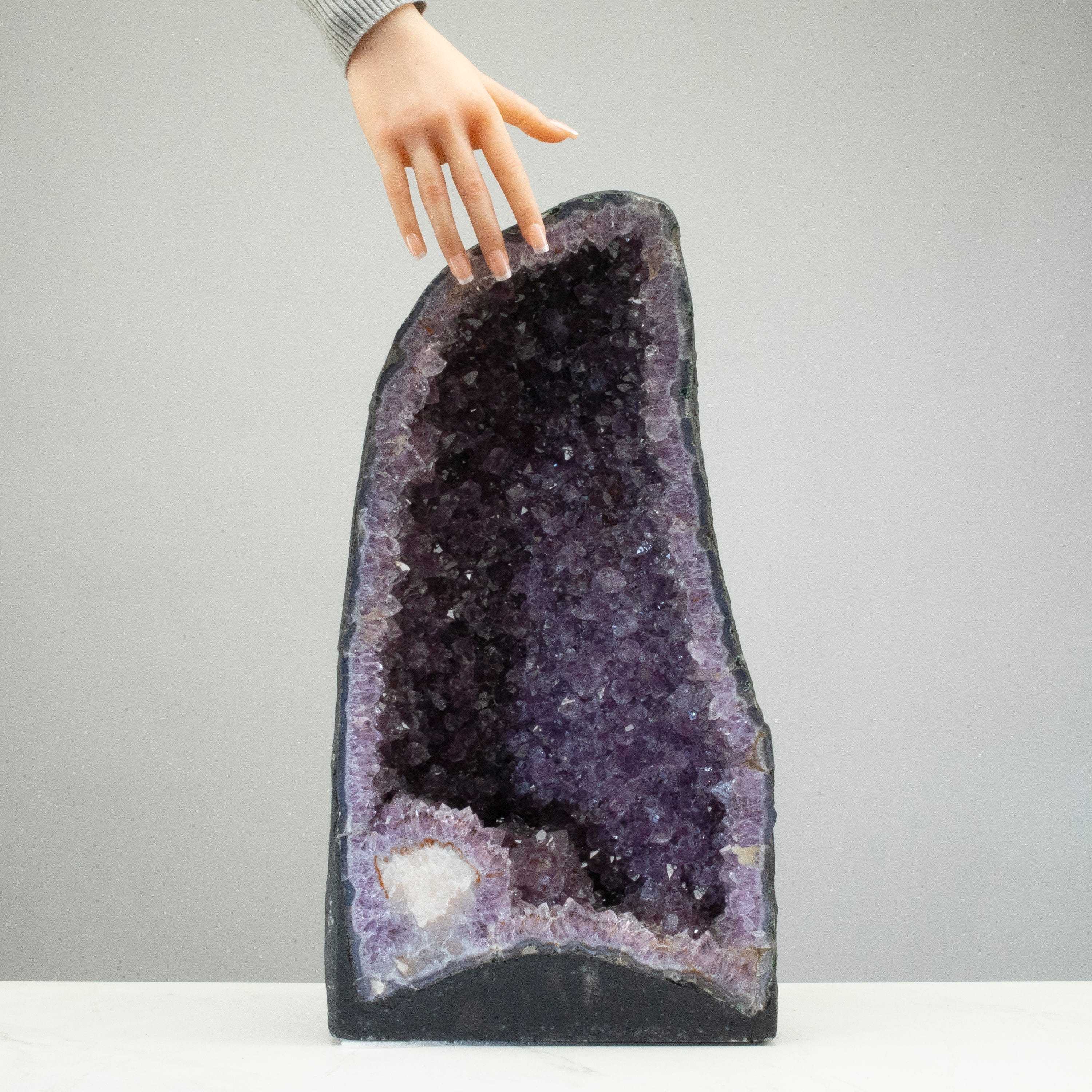 Kalifano Amethyst Amethyst Geode Cathedral from Brazil - 19" / 47.1lbs BAG6400.007