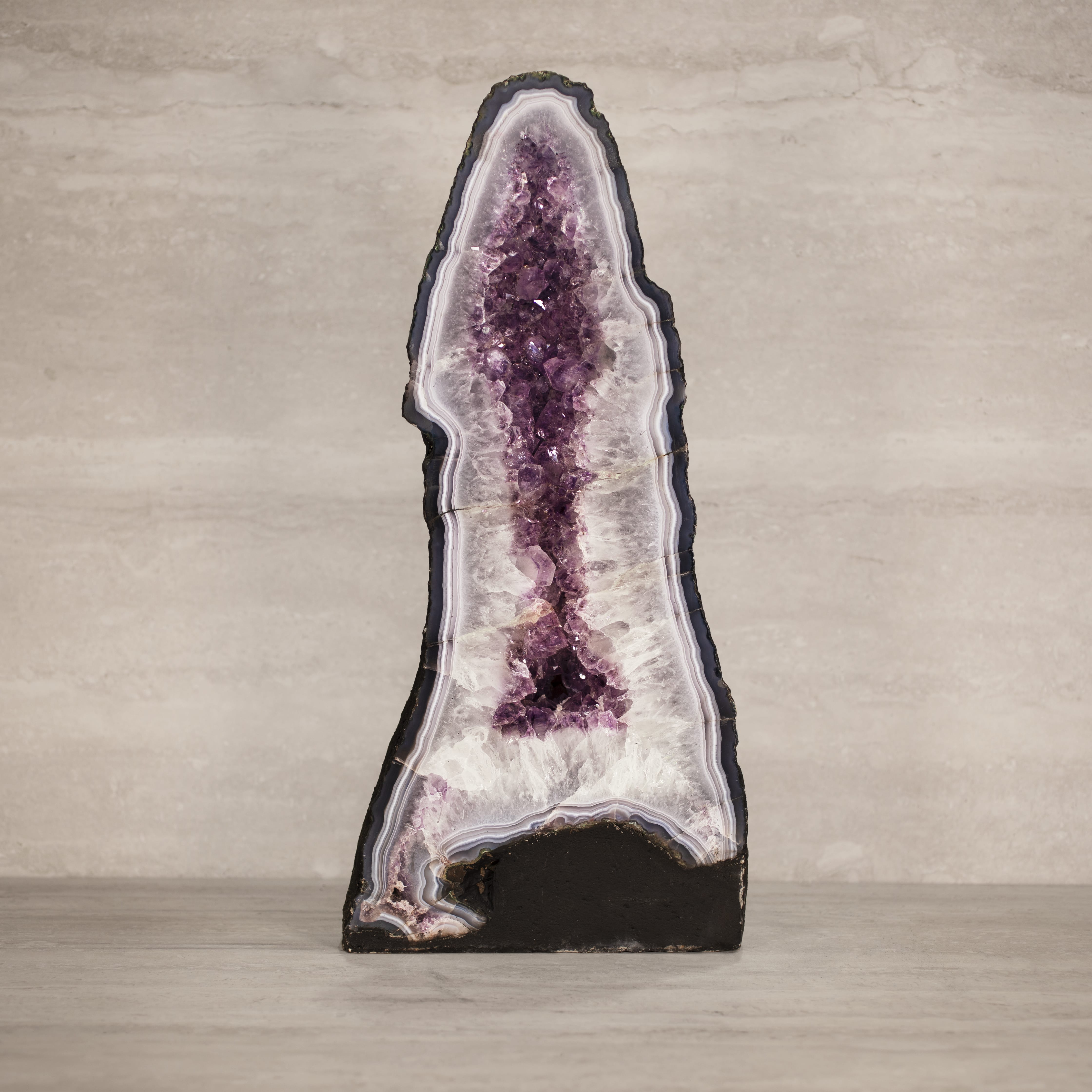 Kalifano Amethyst Amethyst Geode Cathedral from Brazil - 20.5" / 40 lbs BAG3200.014