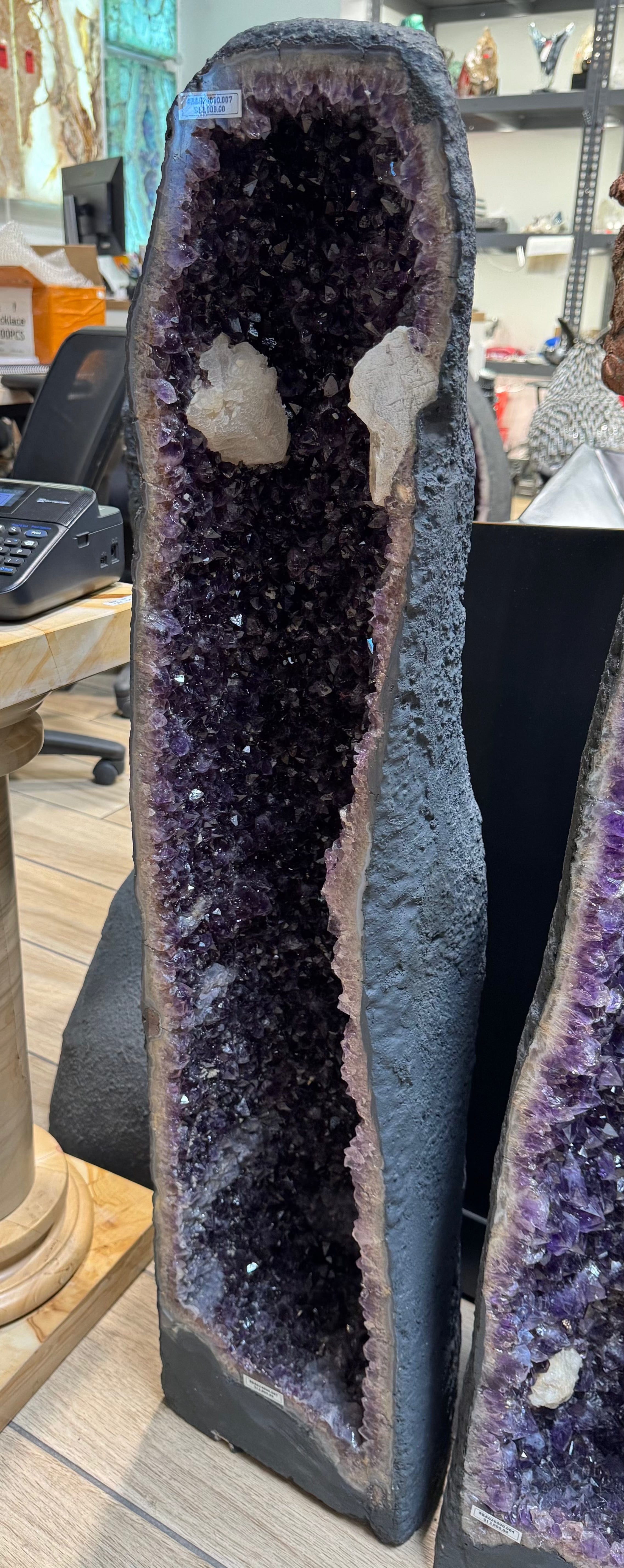 Kalifano Amethyst Amethyst Geode Cathedral from Brazil - 42" / 123 lbs BAG24000.007