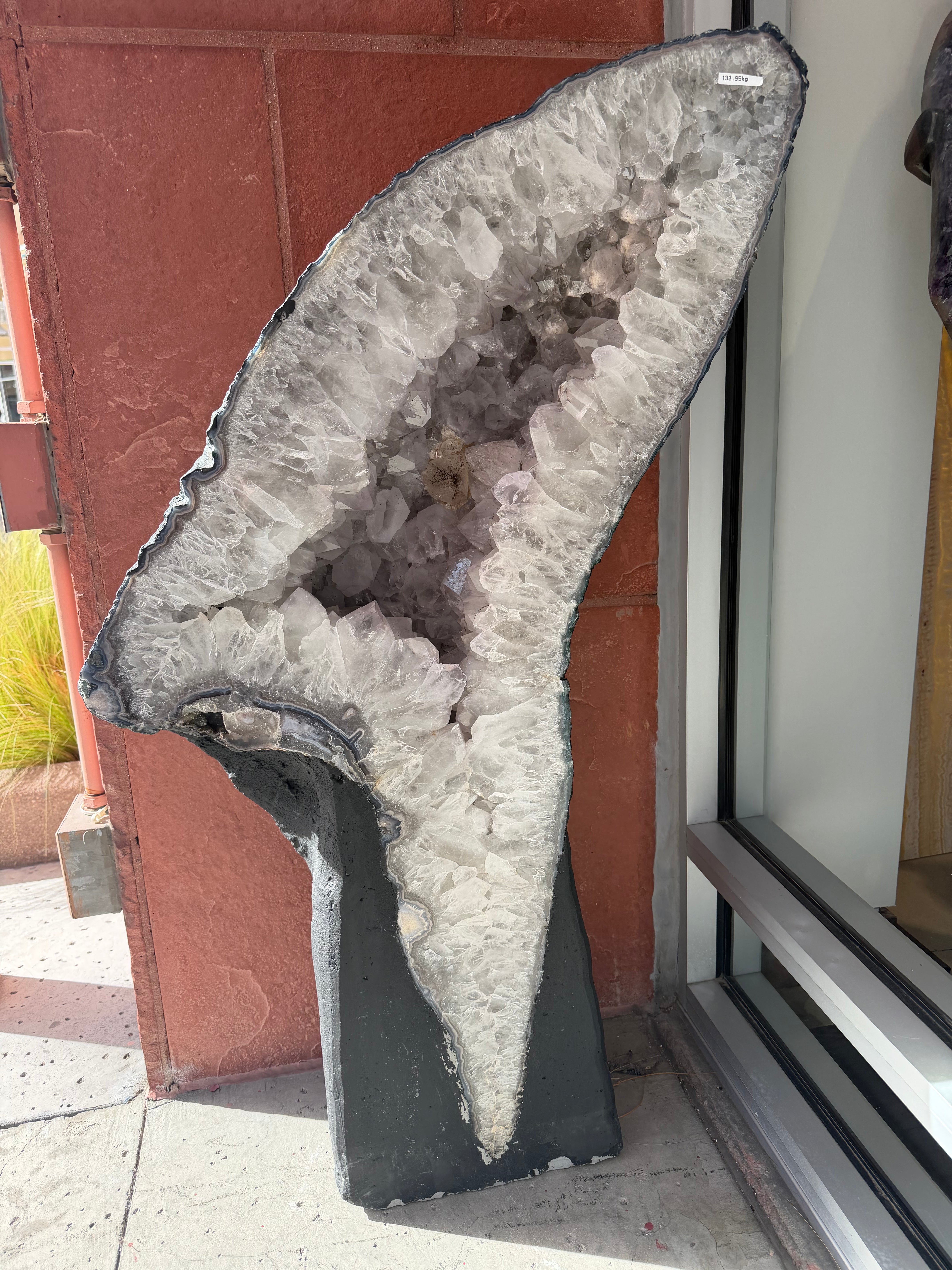 Kalifano Amethyst Amethyst Geode from Brazil - 43" / 294 lbs BAG18000.011