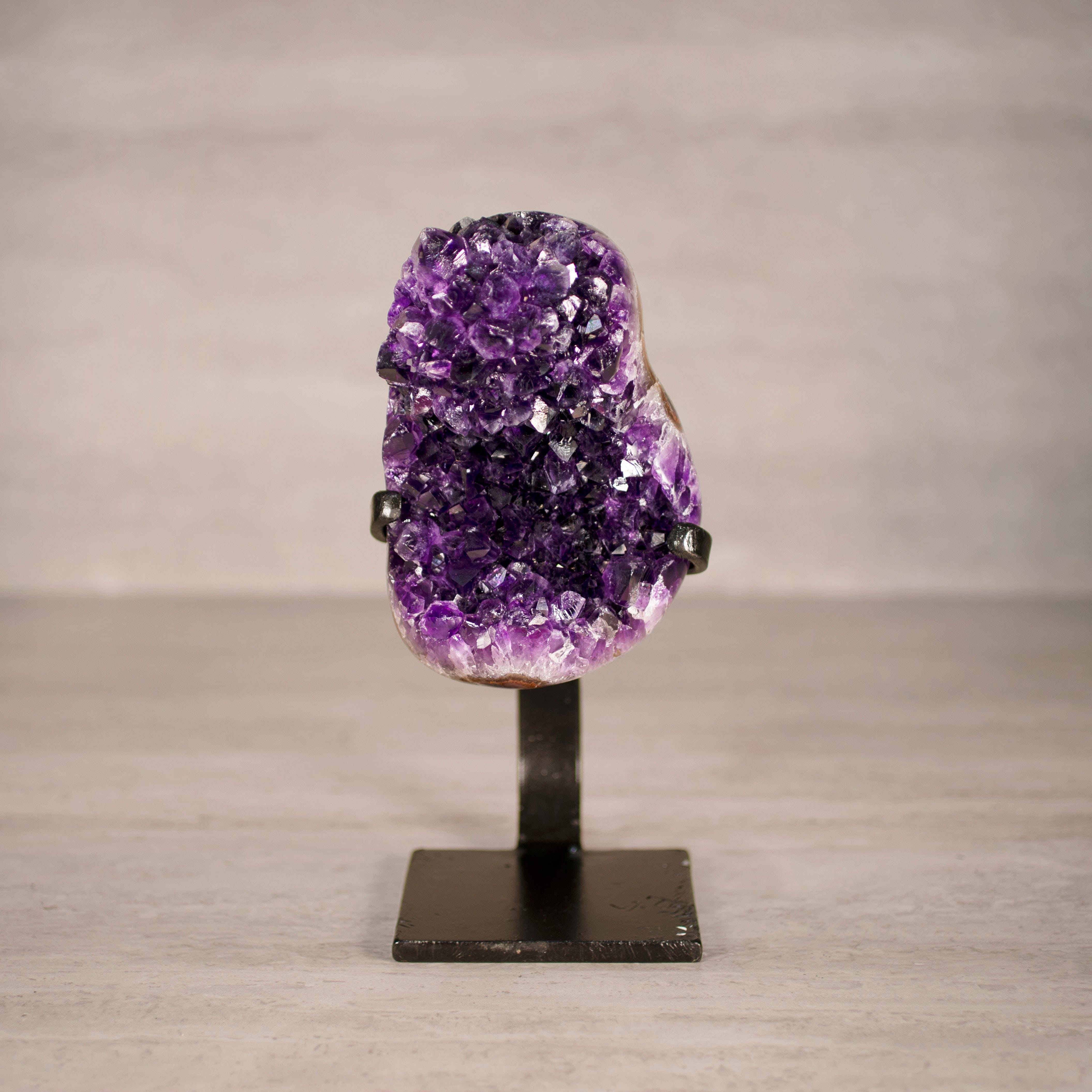 Kalifano Amethyst Amethyst Geode on Custom Stand from Uruguay - 10.5 in / 6.5 lbs UAG2900.019