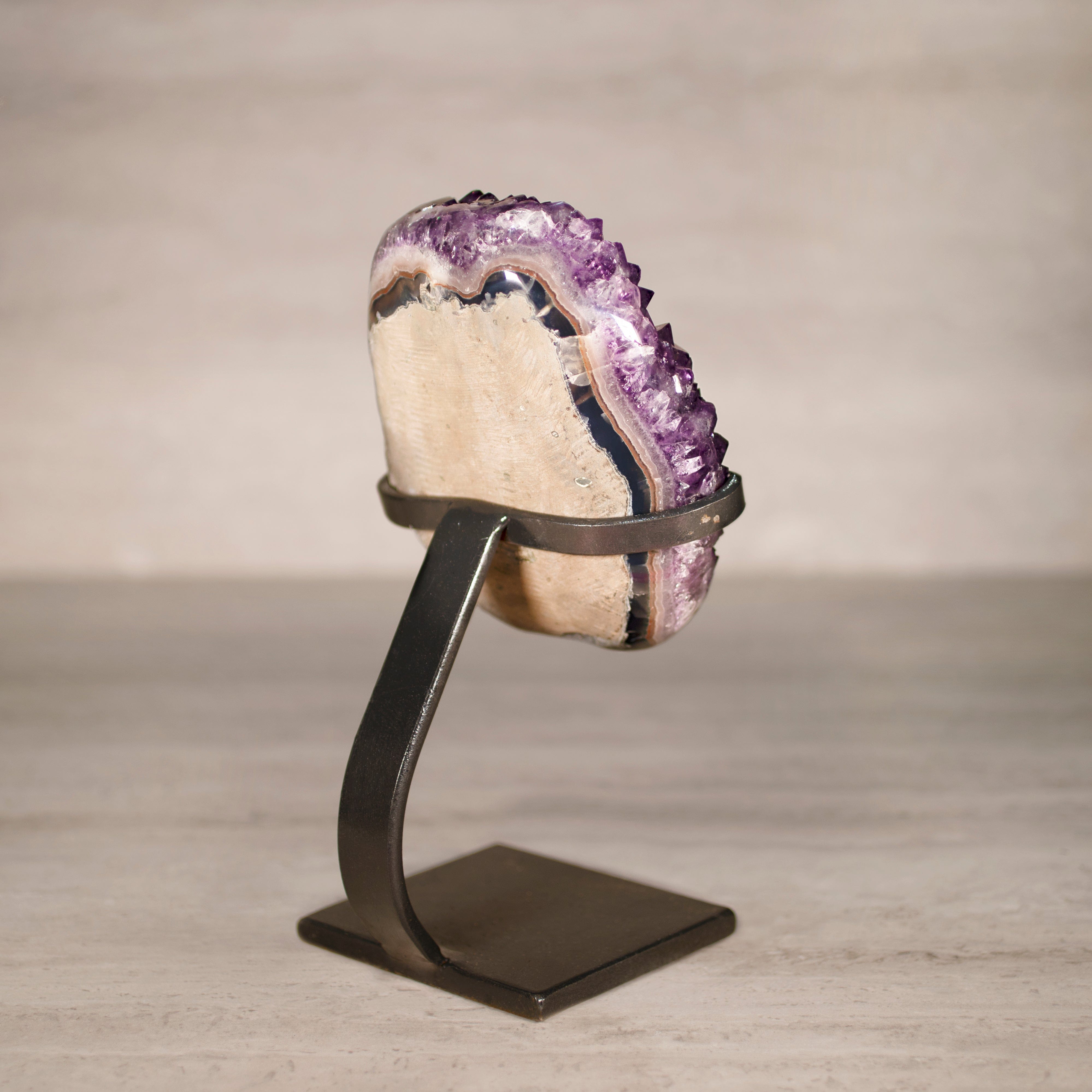 Kalifano Amethyst Amethyst Geode on Custom Stand from Uruguay - 10 in / 7.5 lbs UAG3400.013