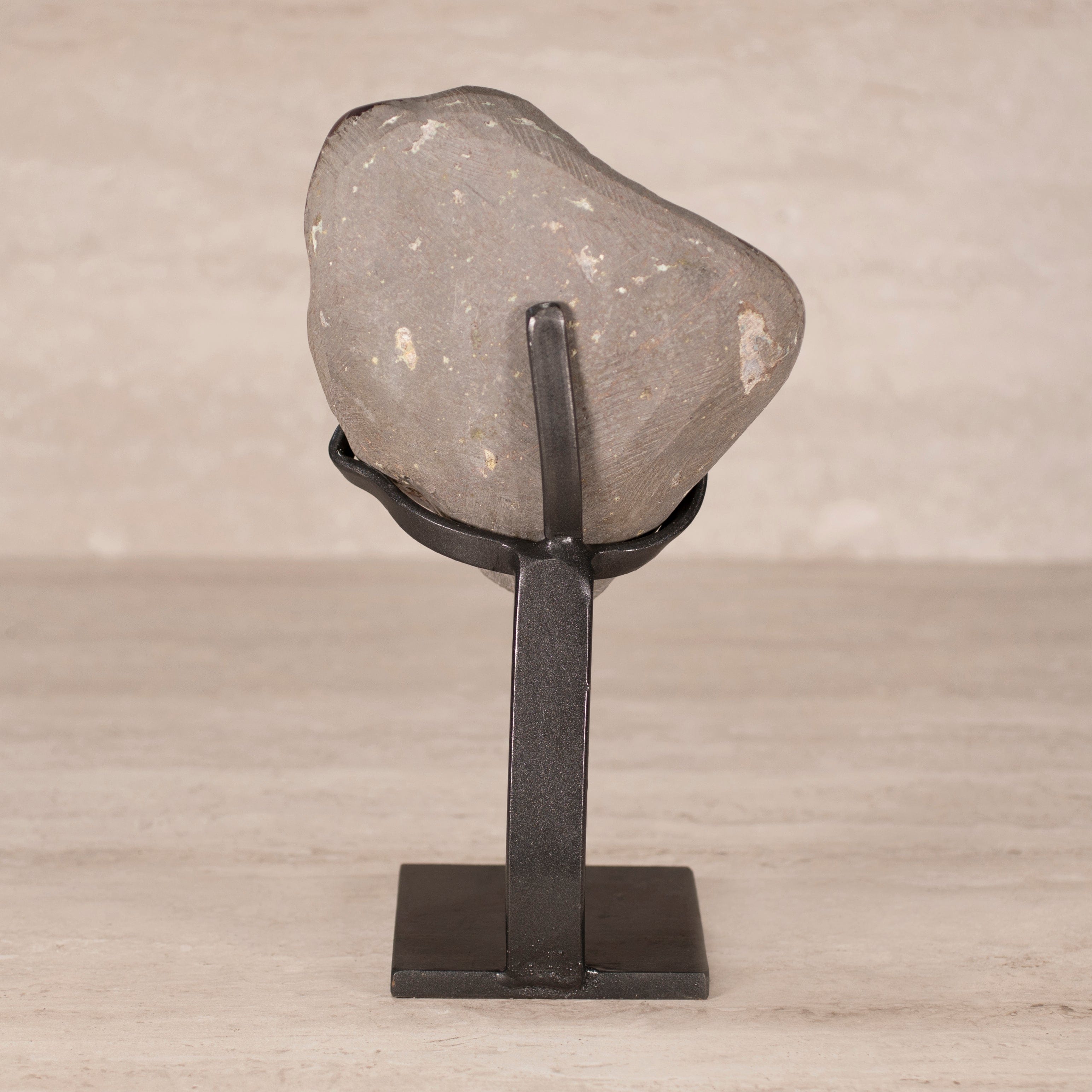 Kalifano Amethyst Amethyst Geode on Custom Stand from Uruguay - 12 in / 6.5 lbs UAG1600.020