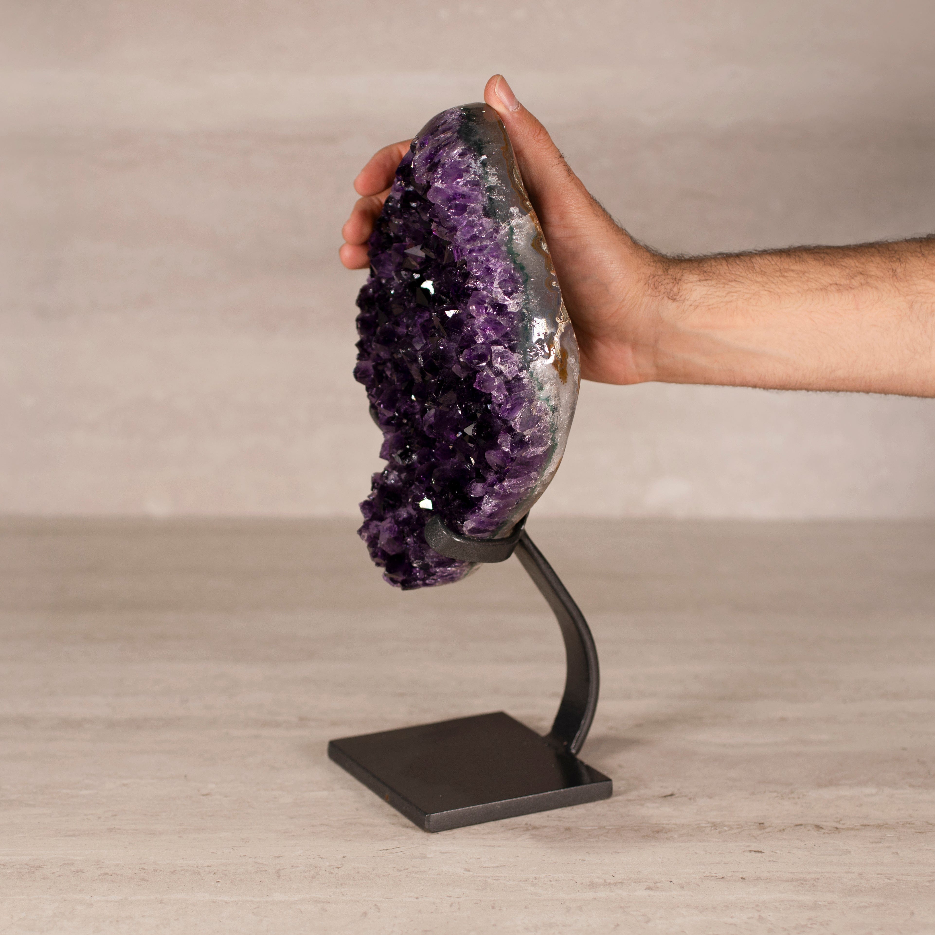 Kalifano Amethyst Amethyst Geode on Custom Stand from Uruguay - 13 in / 8.5 lbs UAG2000.019