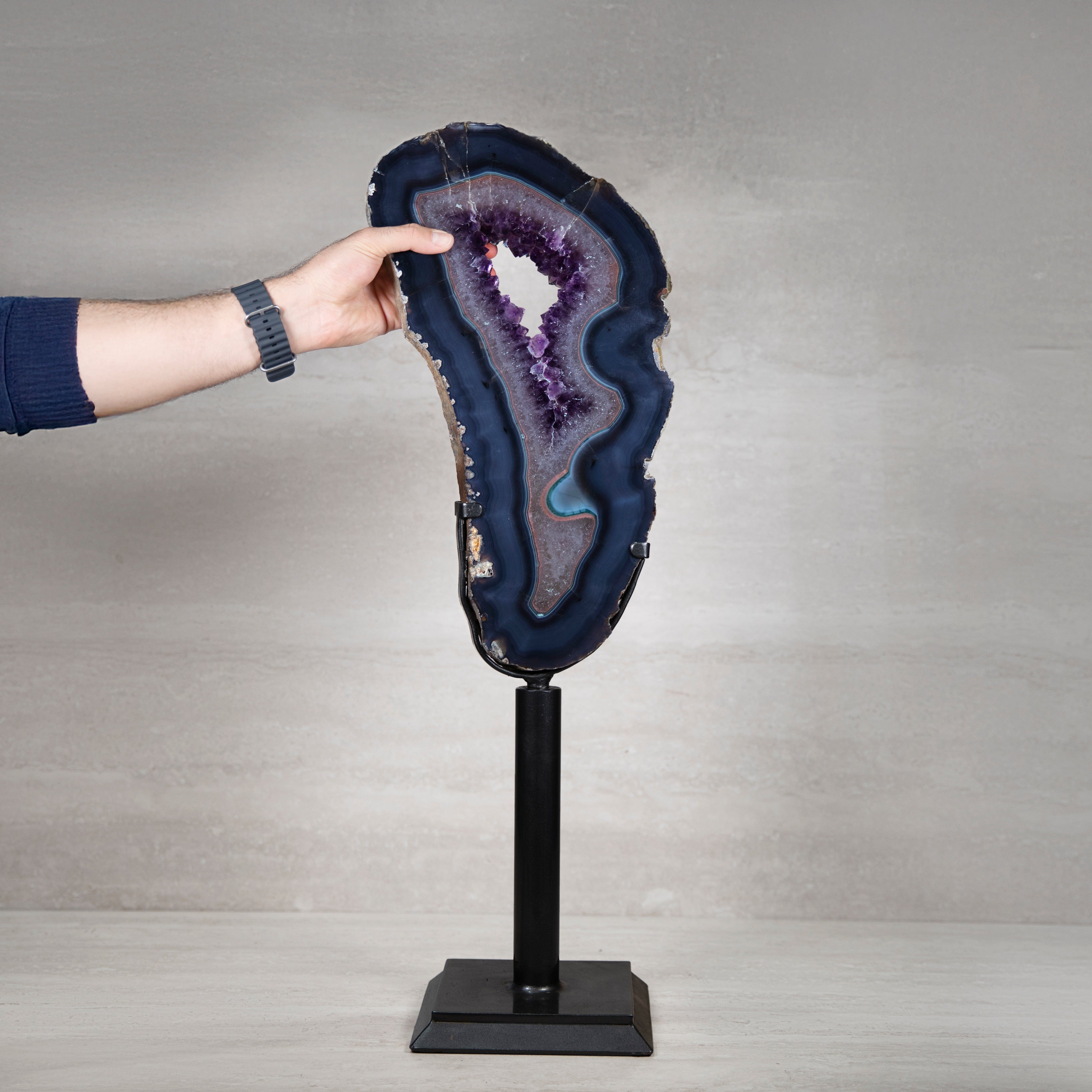 Kalifano Amethyst Amethyst Geode on Custom Stand from Uruguay - 29 in / 19 lbs UAG20000.007