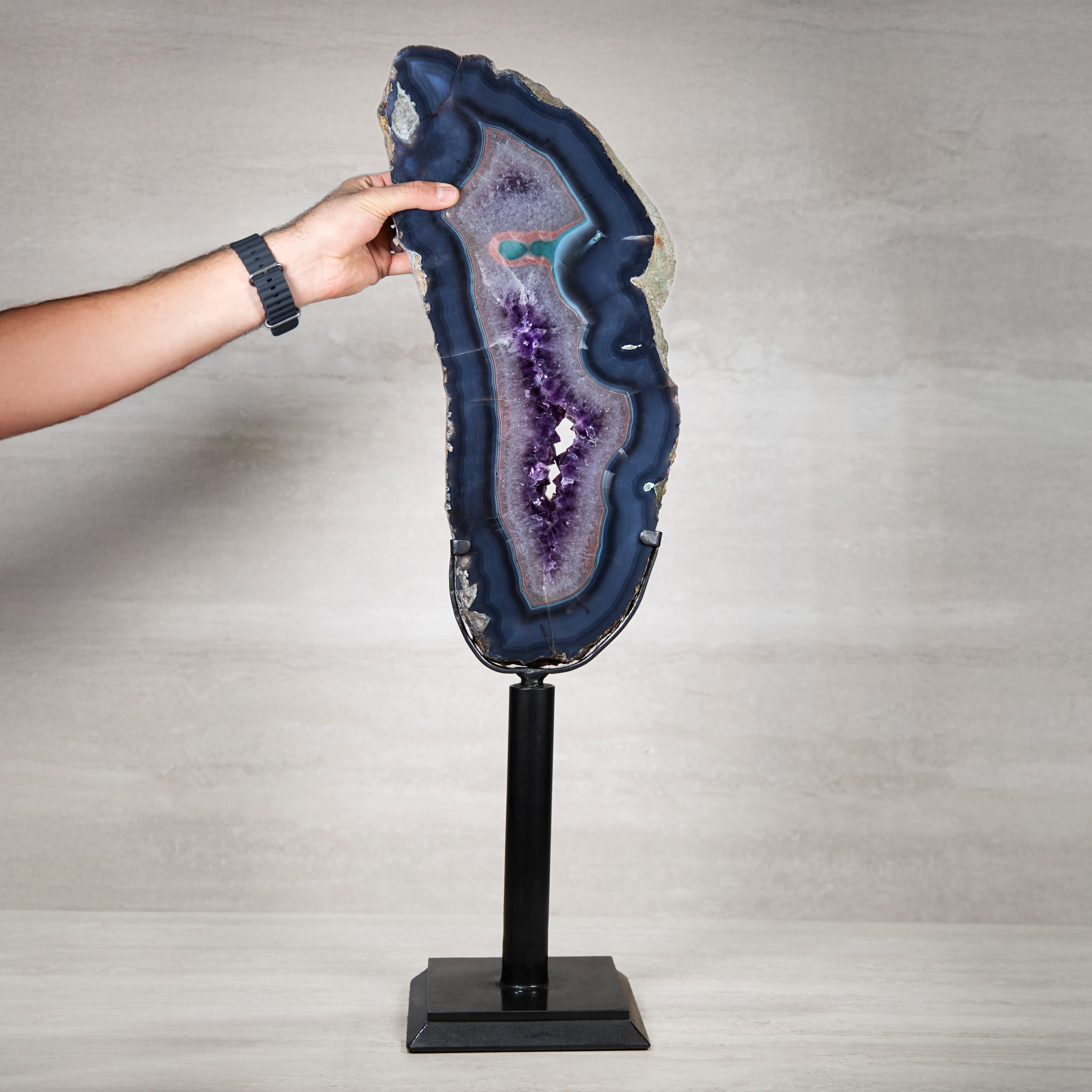 Kalifano Amethyst Amethyst Geode on Custom Stand from Uruguay - 32 in / 22 lbs UAG20000.009