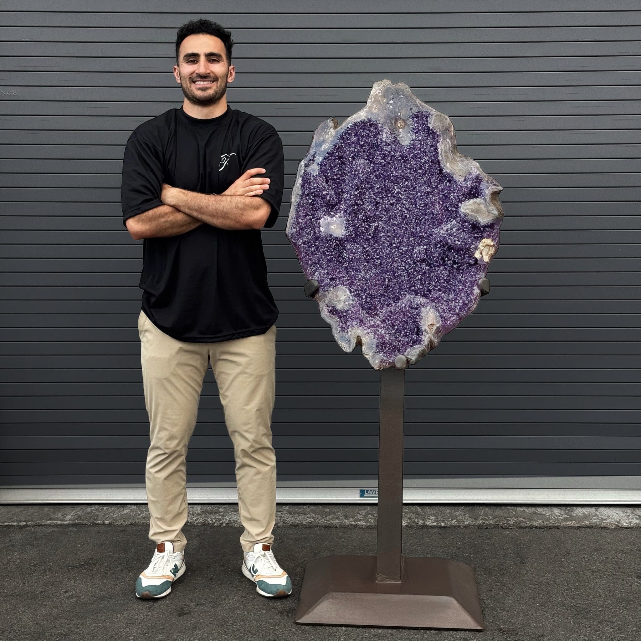 Kalifano Amethyst Amethyst Geode on Custom Stand from Uruguay - 65 in / 406 lbs UAG184000.001