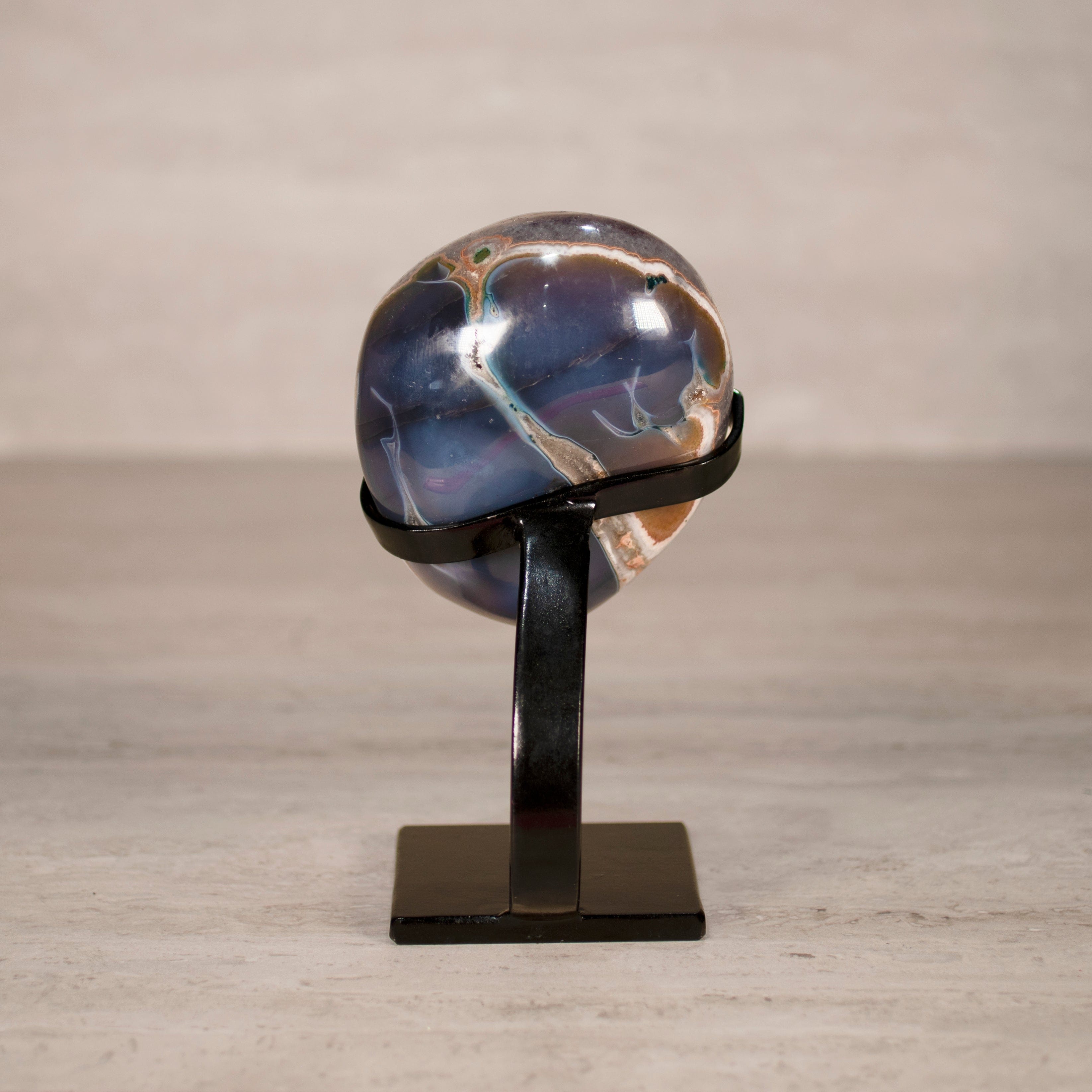 Kalifano Amethyst Amethyst Geode on Custom Stand from Uruguay - 7.5 in / 3.5 lbs UAG1600.029