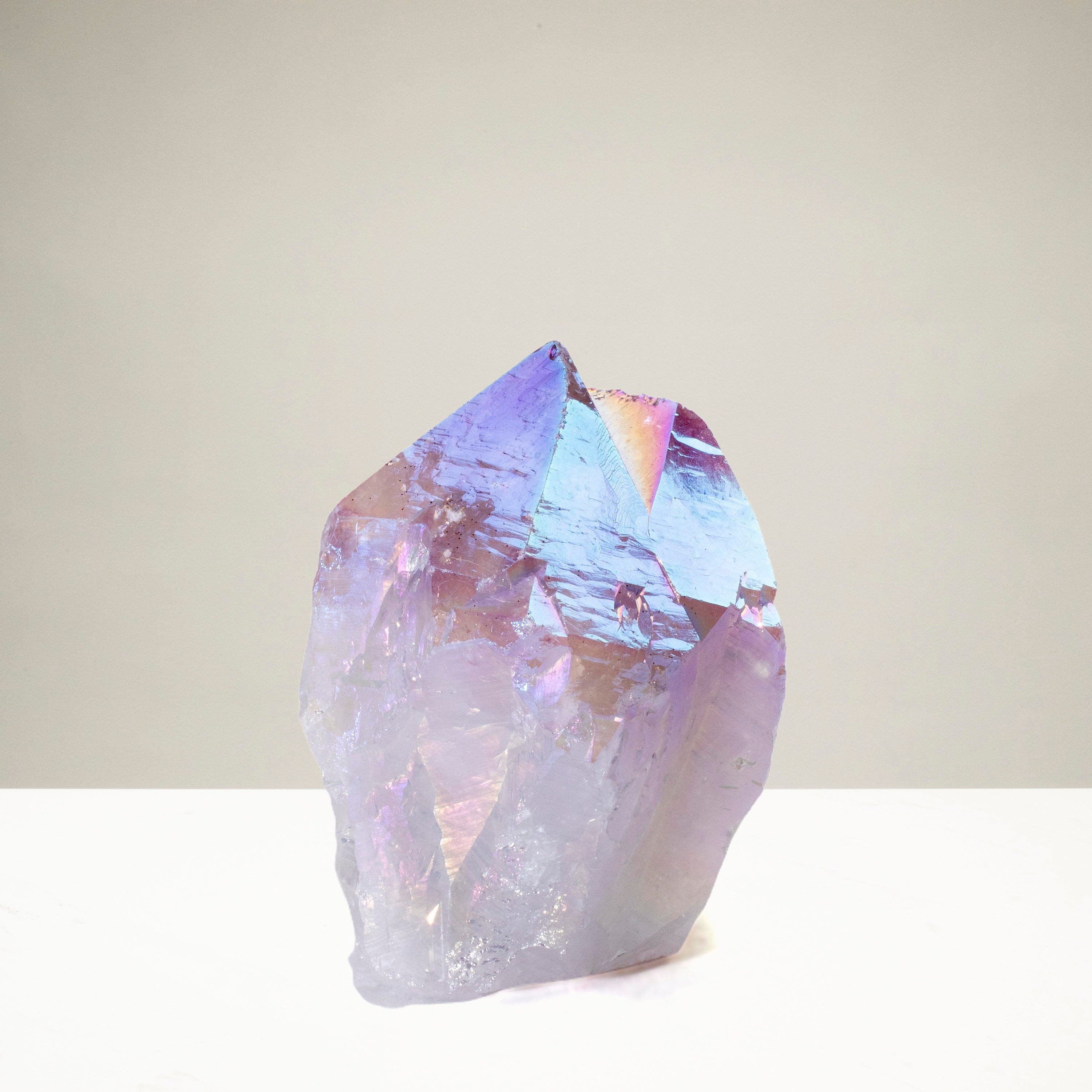 KALIFANO Amethyst Aura Borealis Amethyst Point - 325 g ABP240-AM