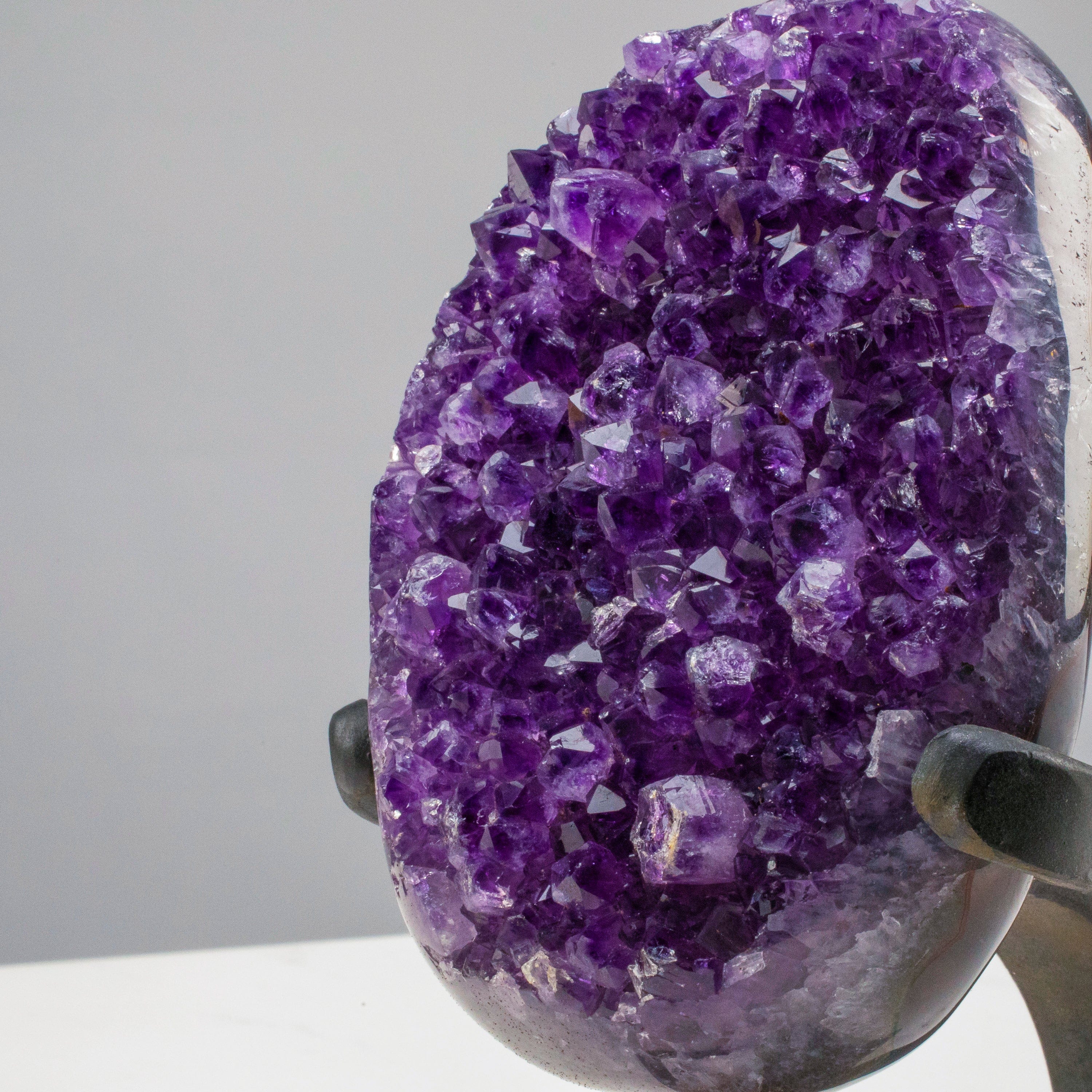 Kalifano Amethyst Large Uruguayan Amethyst Geode on Custom Stand - 10" / 5.5 lbs - A Grade UAG1200-B