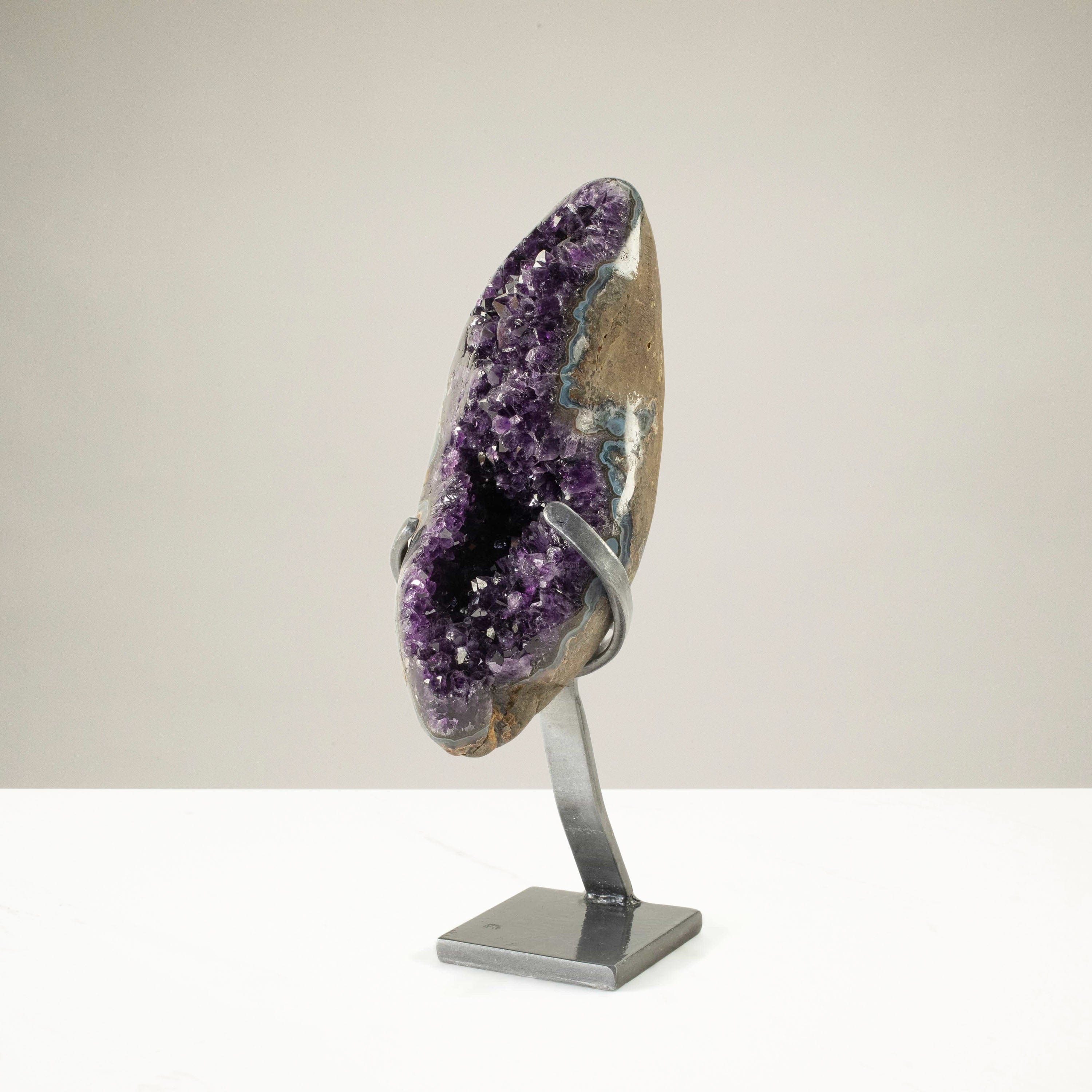 Kalifano Amethyst Uruguayan Amethyst Geode on Custom Stand - 12.1 lbs / 15 in. UAG5500.006