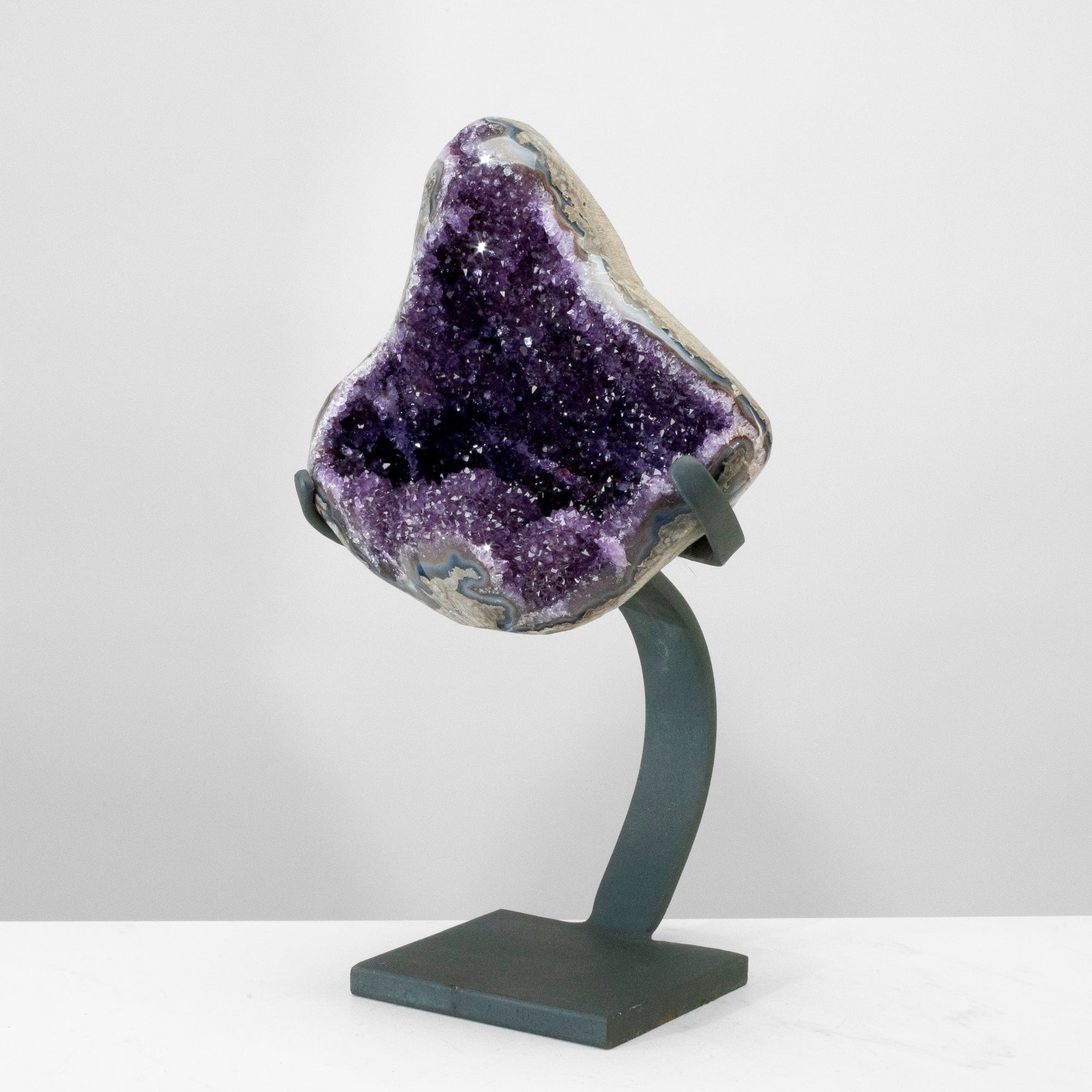 Kalifano Amethyst Uruguayan Amethyst Geode on Custom Stand - 13" / 11 lbs (Good Quality) UAG2000-C