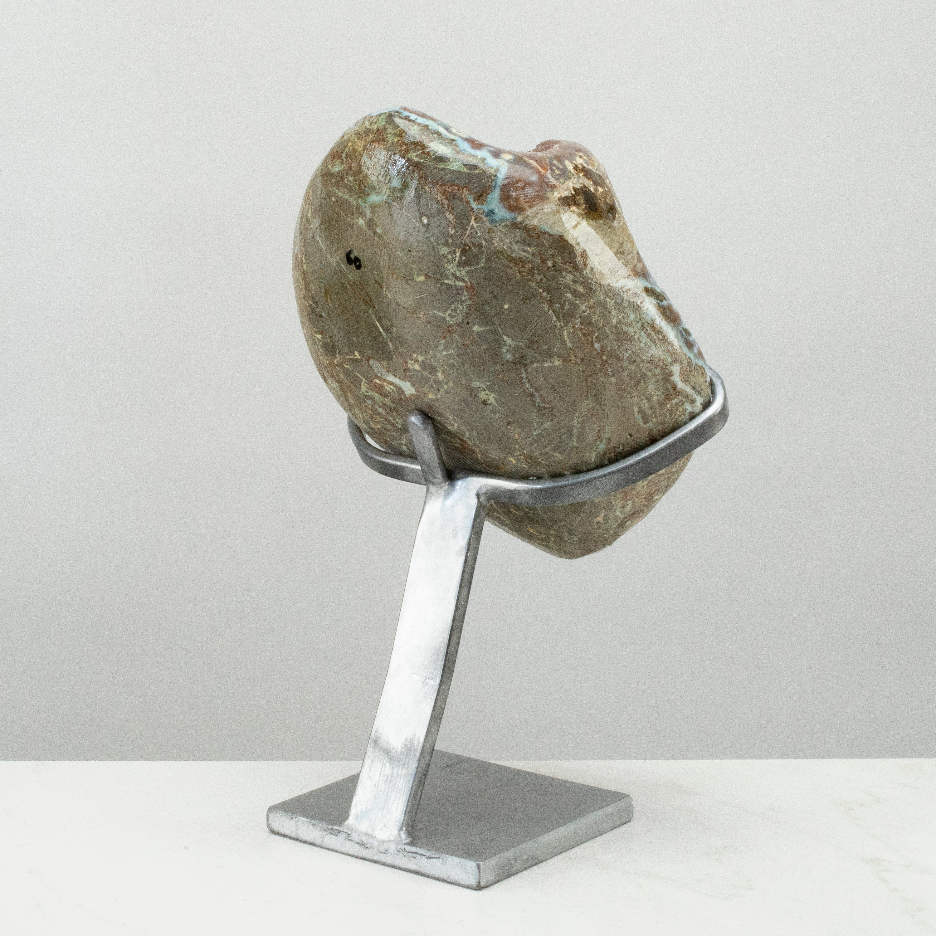 Kalifano Amethyst Uruguayan Amethyst Geode on Custom Stand - 15" / 15 lbs (Good Quality) UAG2800-C