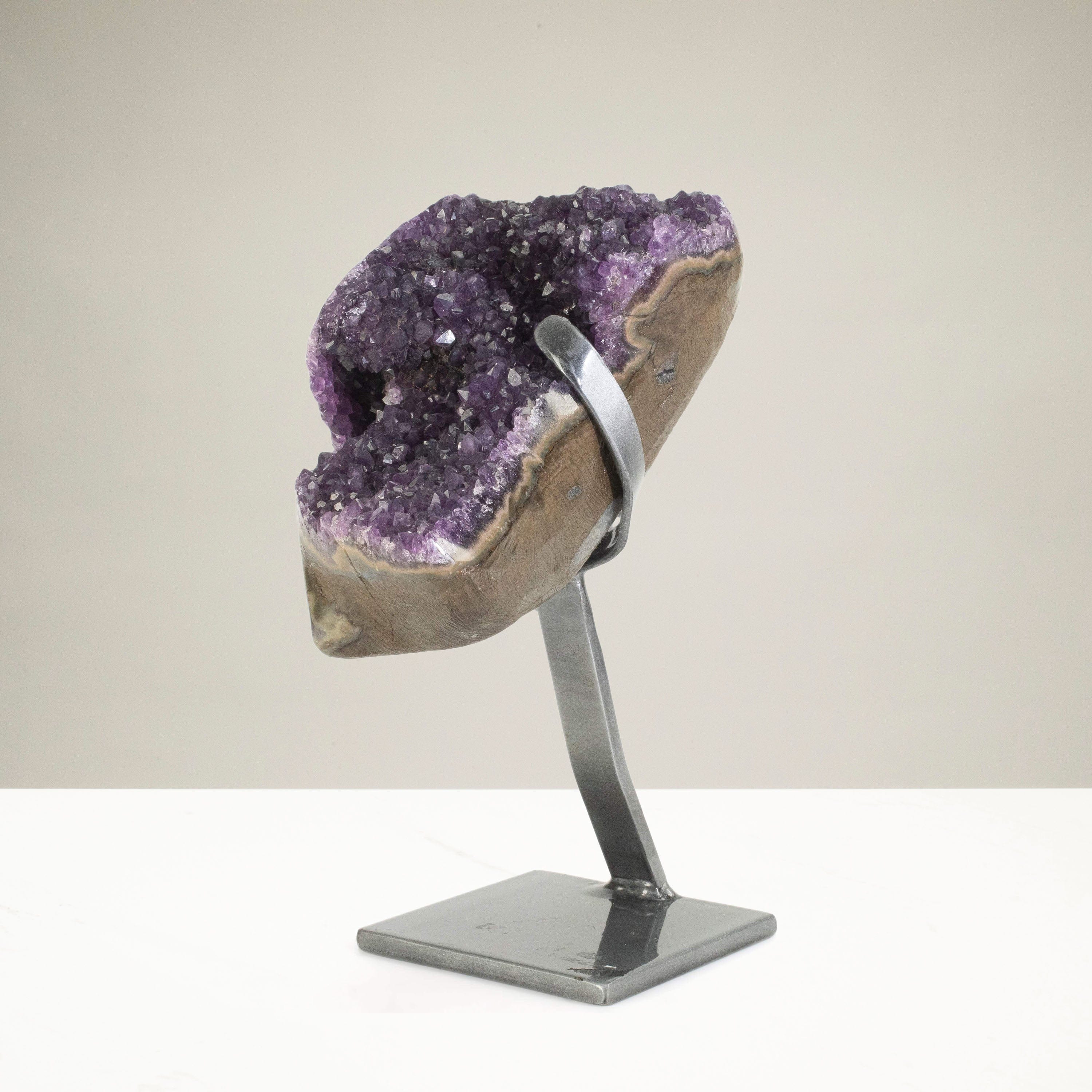 Kalifano Amethyst Uruguayan Amethyst Geode on Custom Stand - 7.1 lbs / 10 in. UAG3200.008