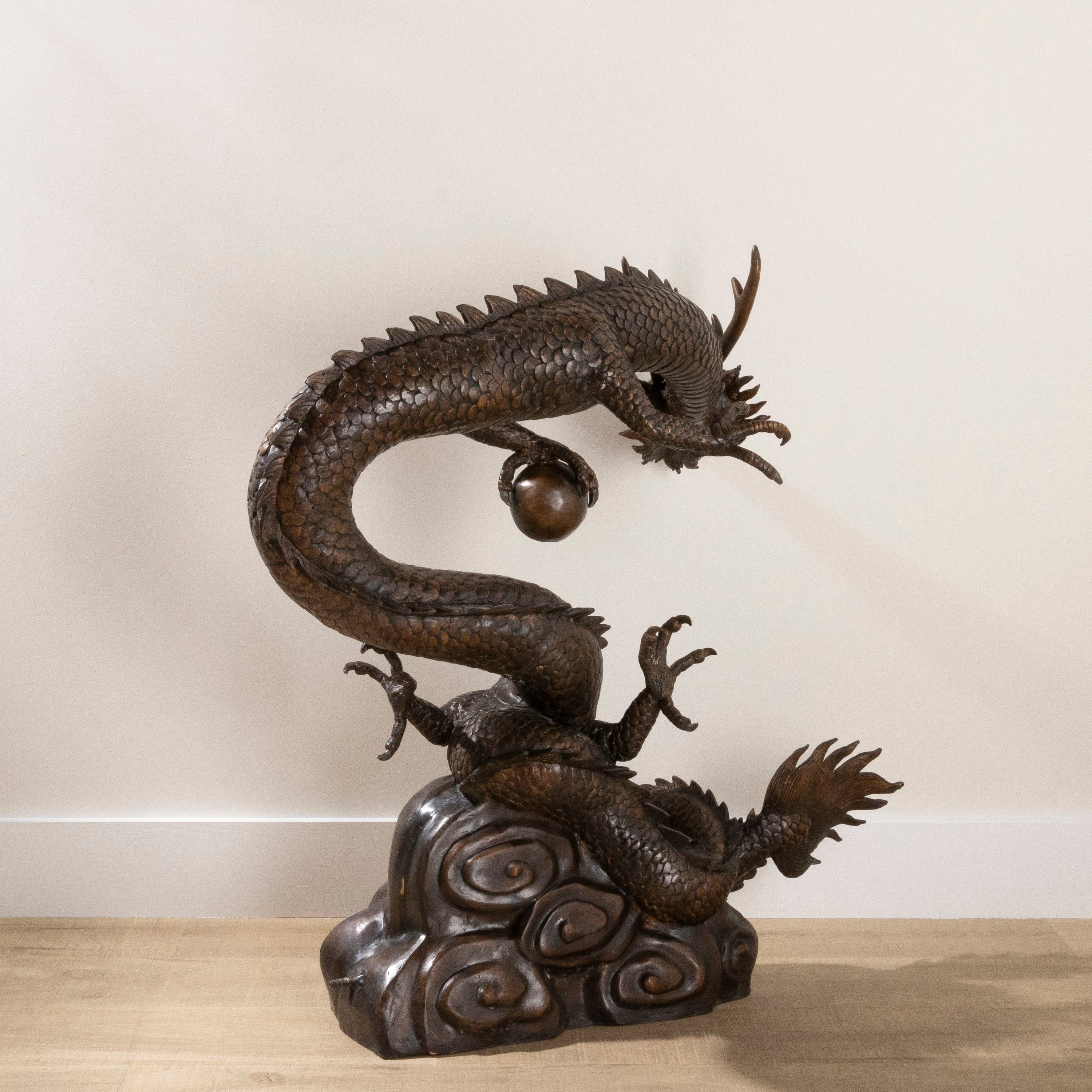 Kalifano Bronze Bronze Dragon with a Ball Carving B6029