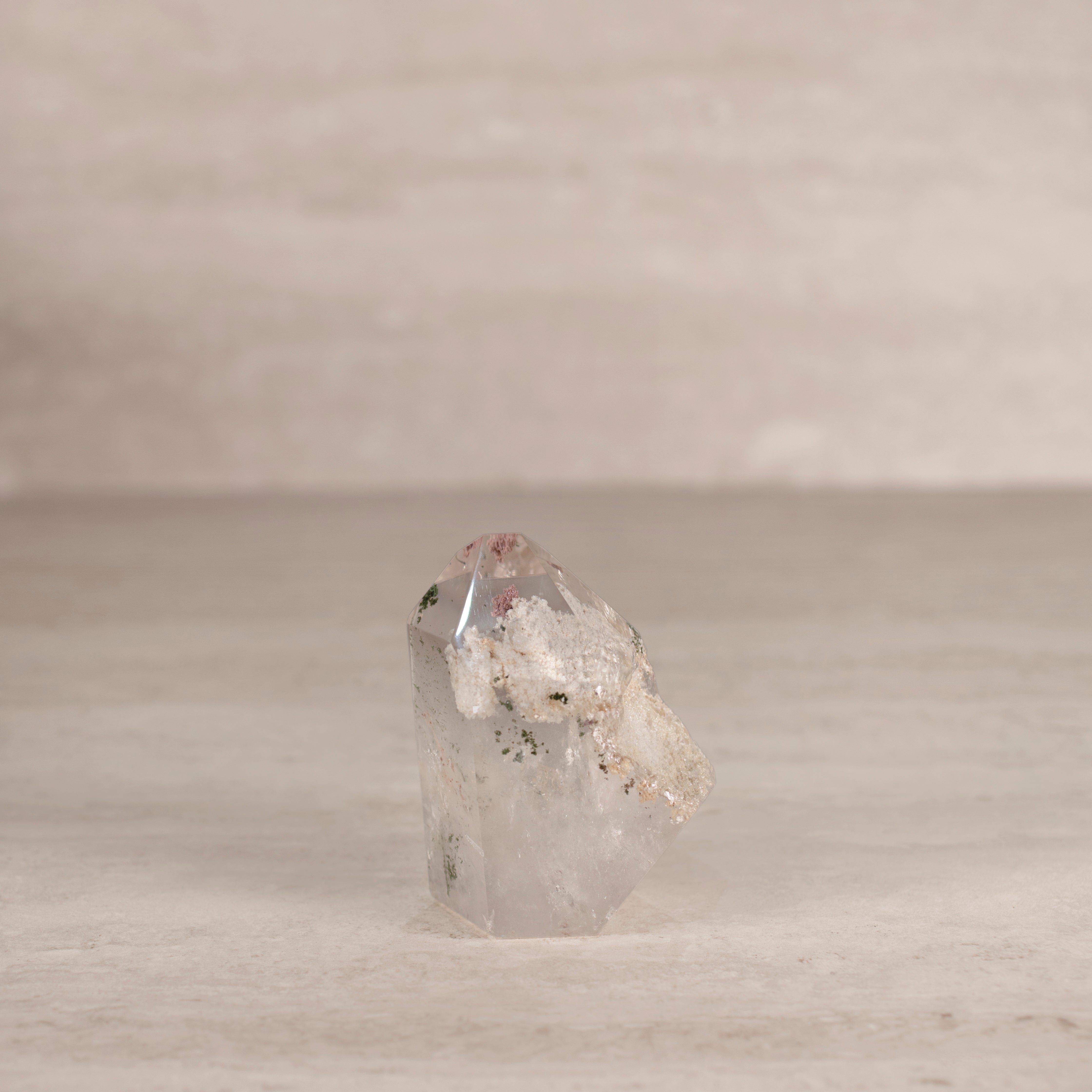 KALIFANO Chlorite Natural Brazilian Chlorite in Quartz Specimen - 3.75" QZ4000.001