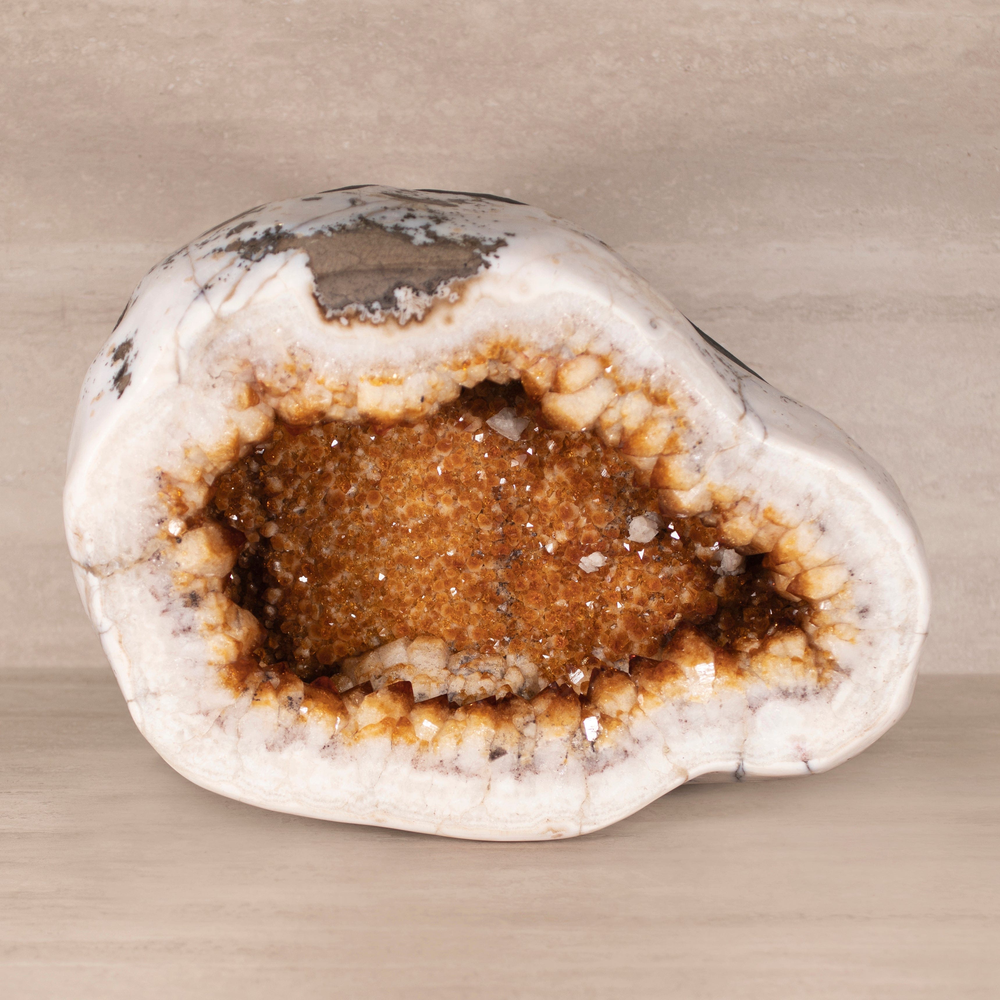 Kalifano Citrine Citrine Geode from Brazil - 20 in / 143 lbs BCG30000.003