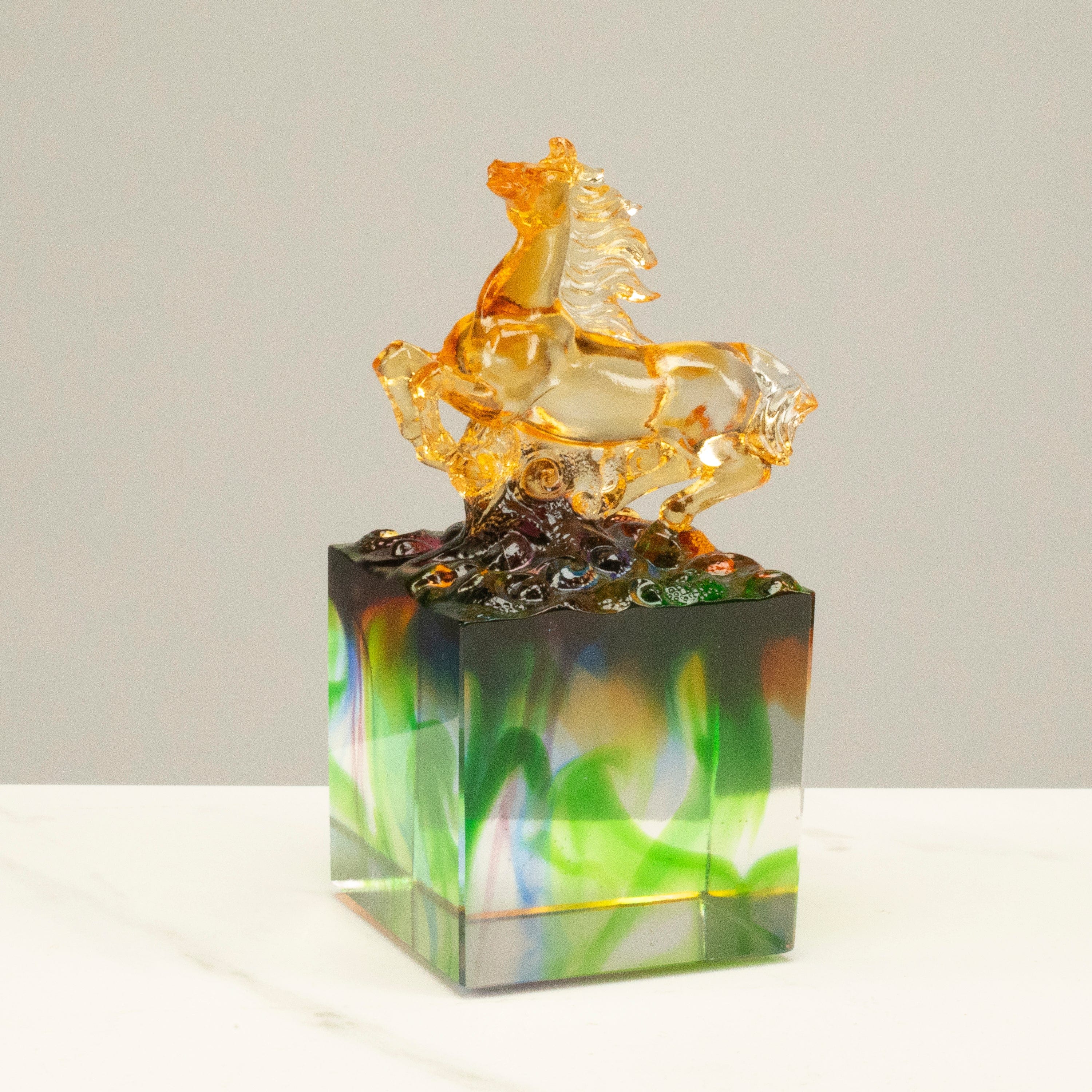 Kalifano Crystal Carving Graceful Horse Crystal Carving with Detachable Base - A Symbol of Freedom and Action CRZ120-HOR