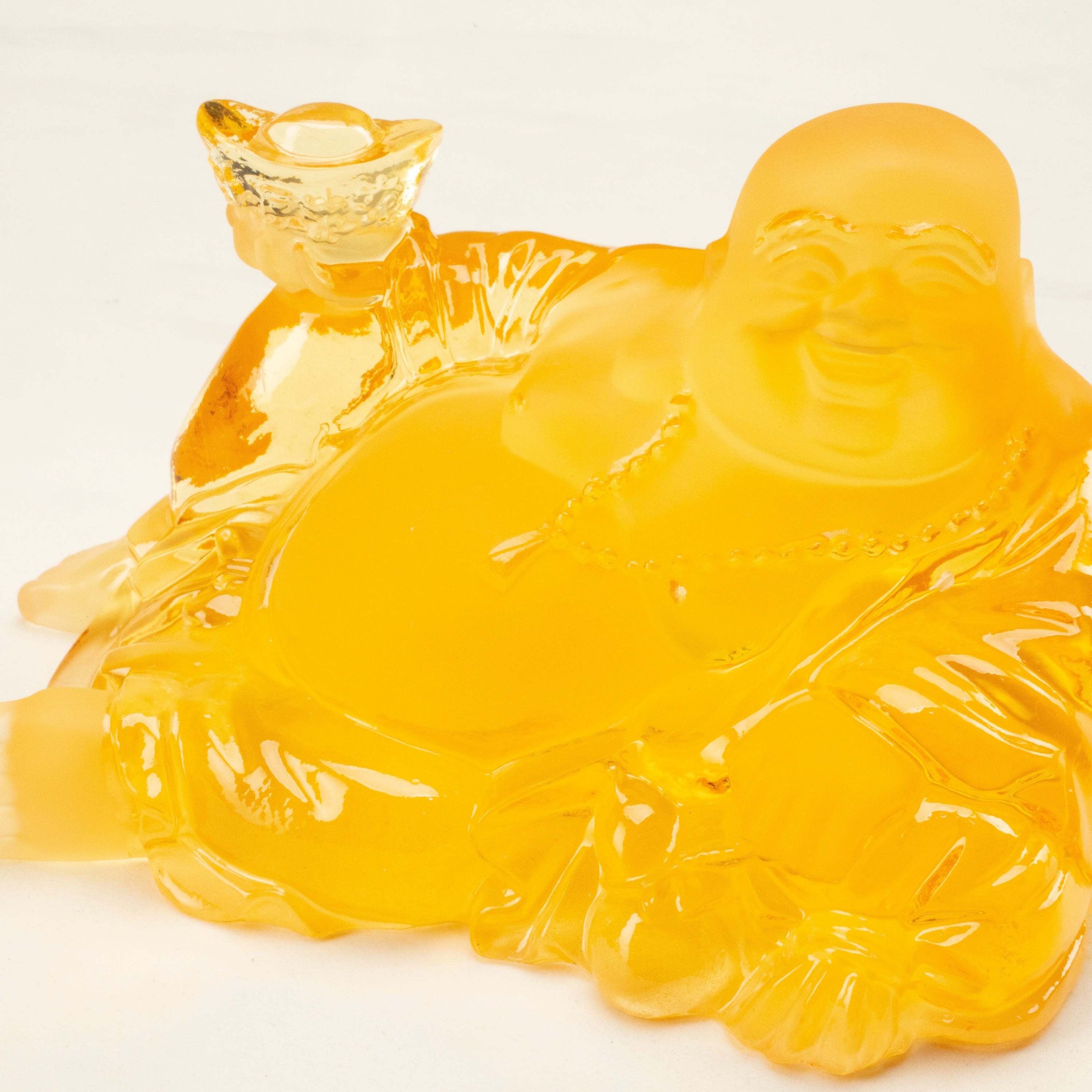 Kalifano Crystal Carving Laughing Buddha Crystal Carving - A Symbol of Happiness and Good Fortune CRHB230-YL
