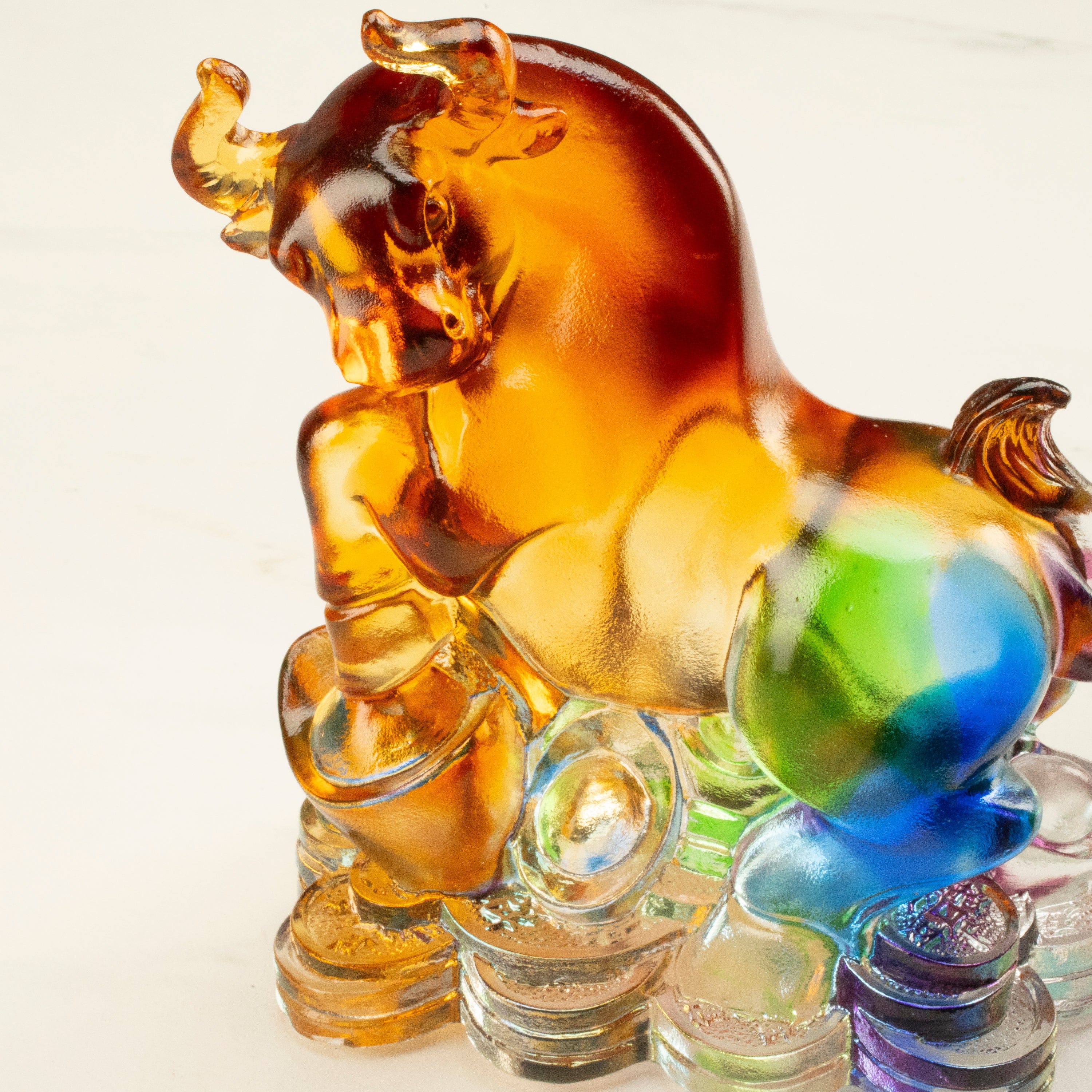 Kalifano Crystal Carving Strong Ox Crystal Carving - A Symbol of Determination and Persistence CRZ210-BUL