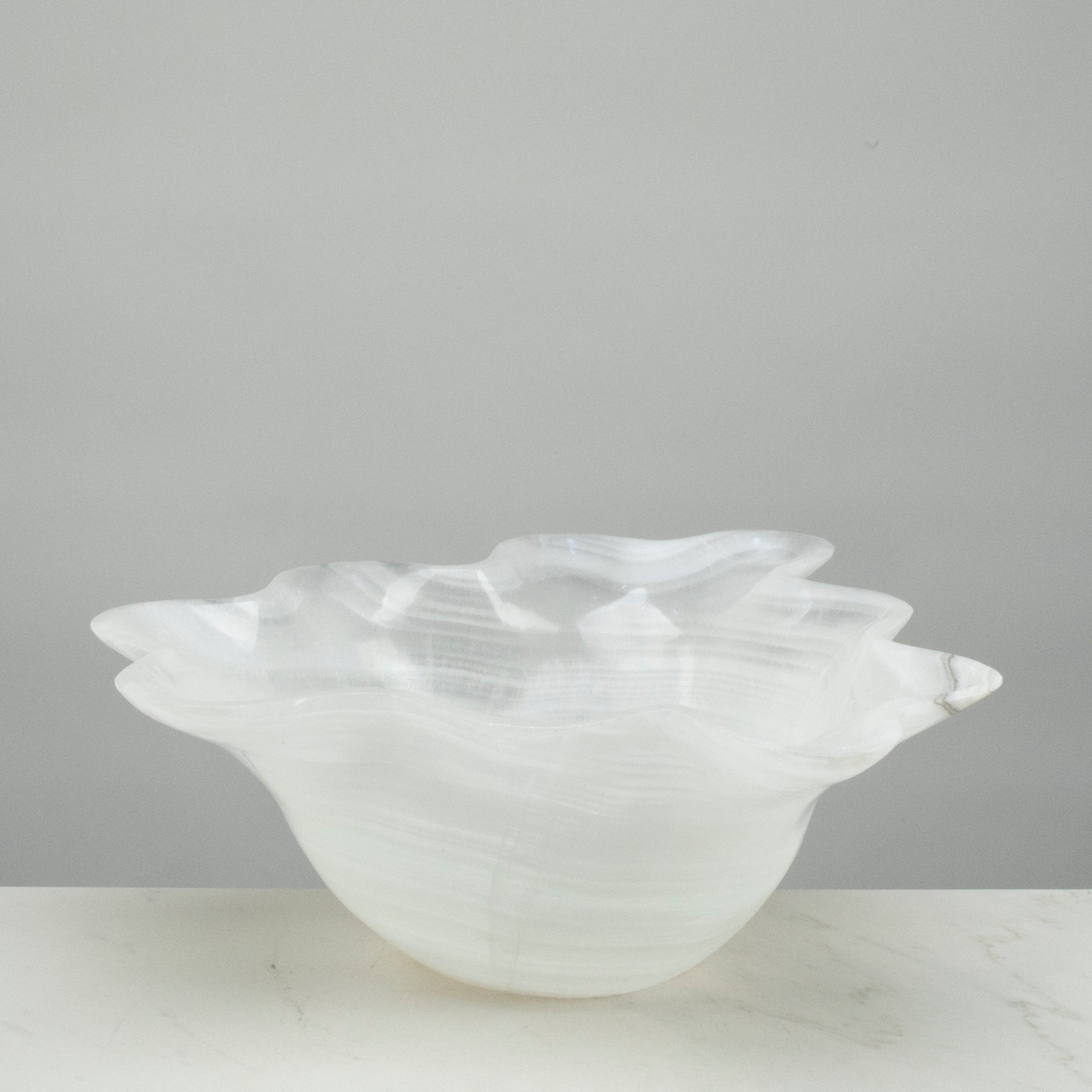 KALIFANO Gemstone Bowls Natural White Onyx Bowl 17.5" BOX7600.001