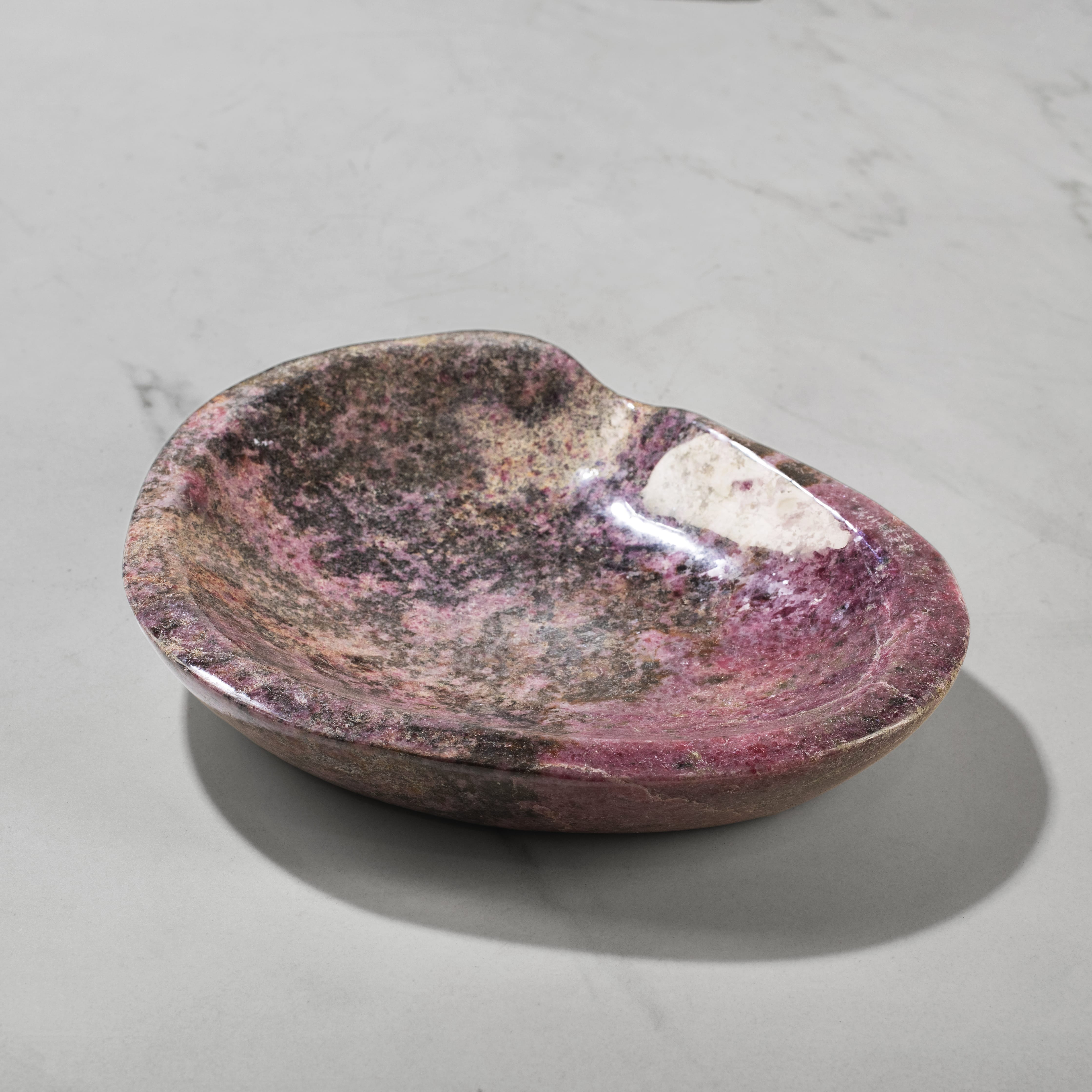 Kalifano Gemstone Bowls Rhodonite Bowl from Madagascar - 8.25" BOWL1600-RE.001