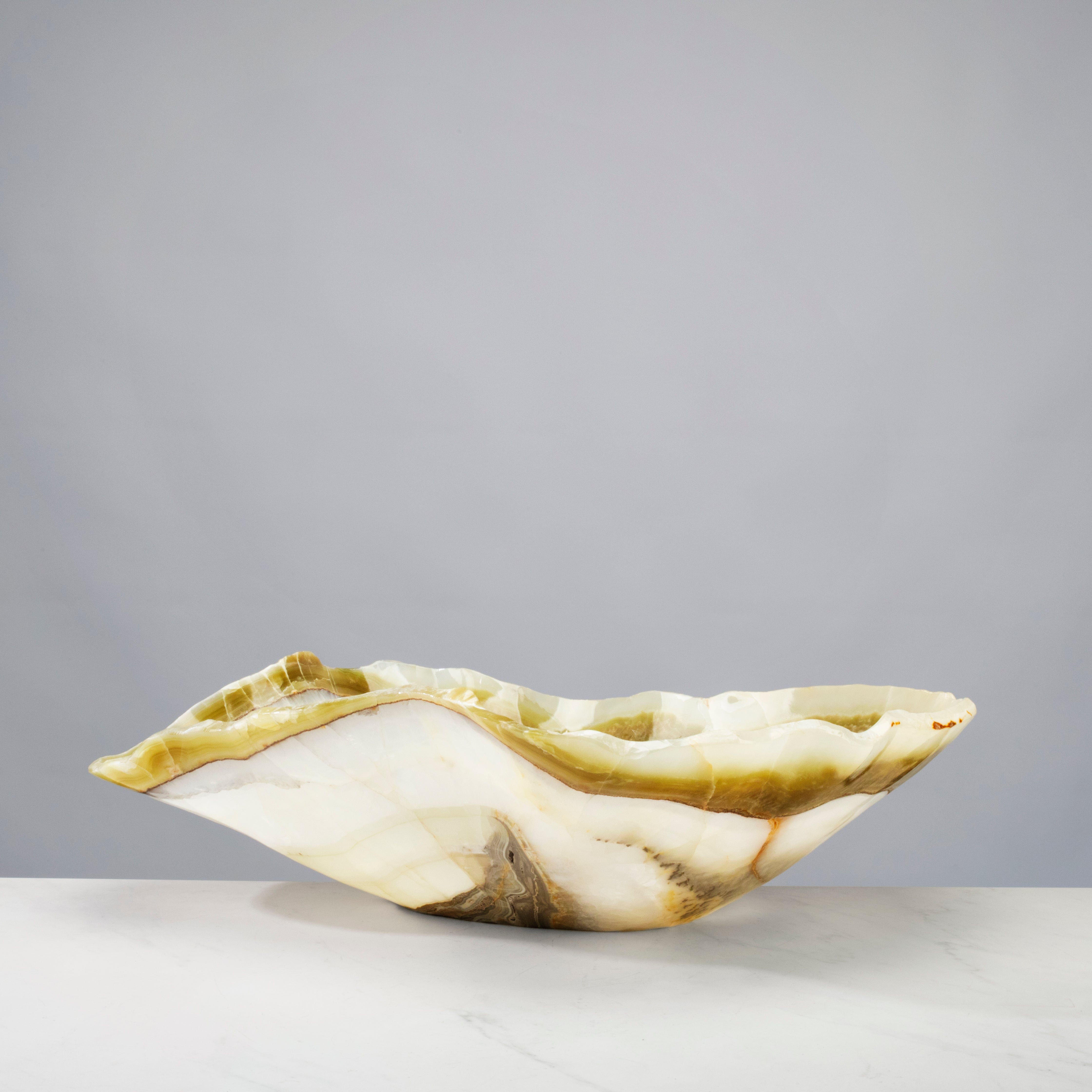 KALIFANO Gemstone Bowls White and Green Onyx Bowl 23" BOX11000.003