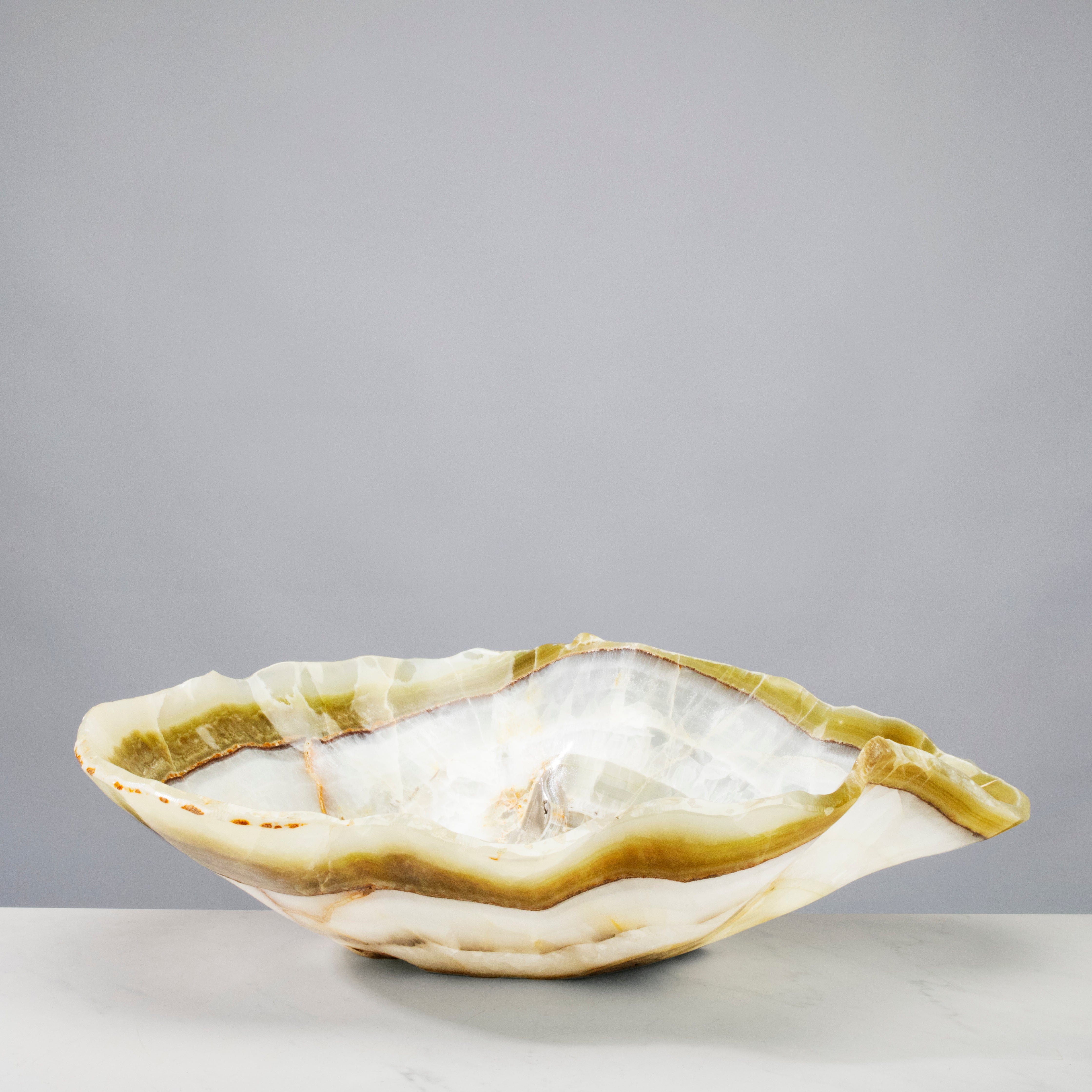 KALIFANO Gemstone Bowls White and Green Onyx Bowl 23" BOX11000.003