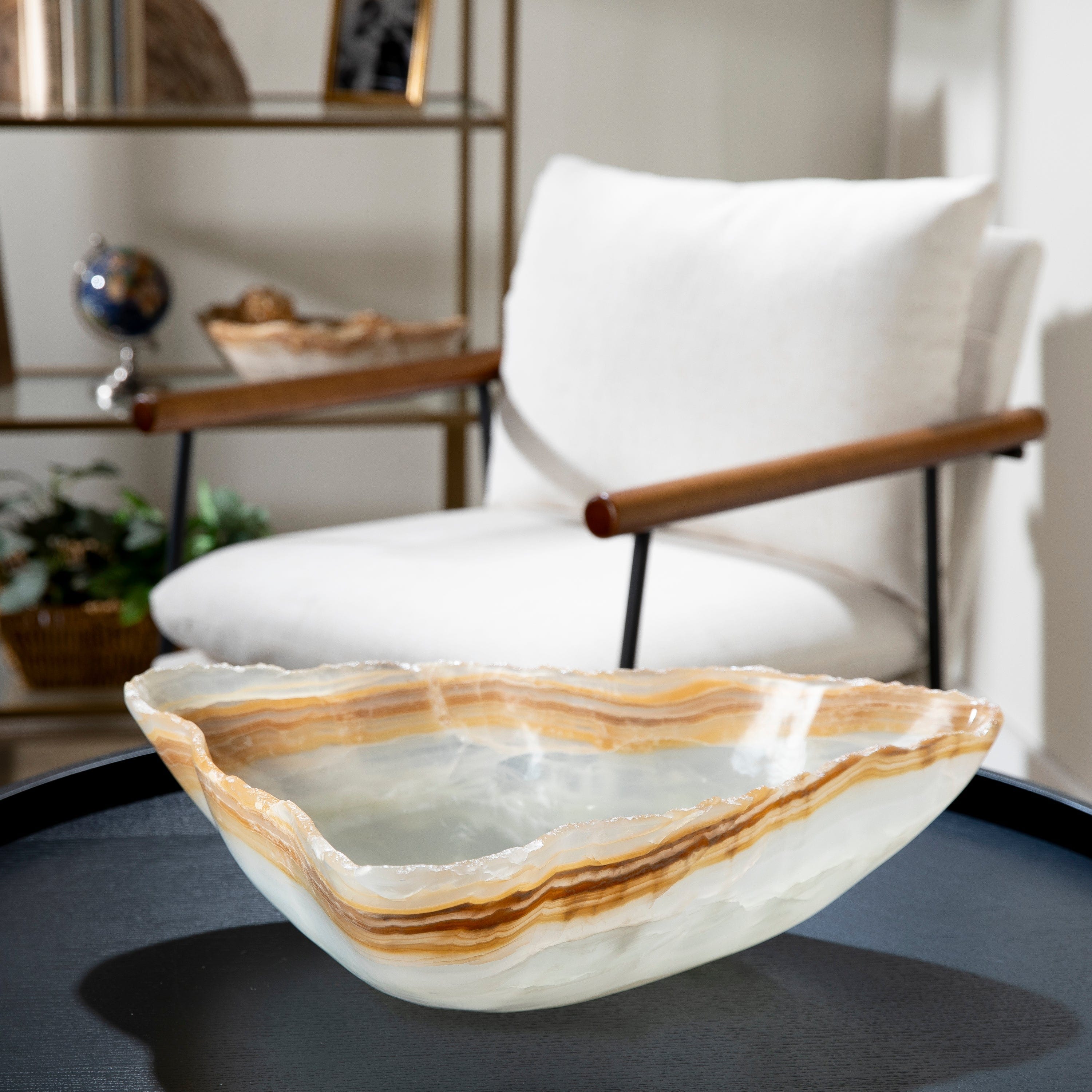 KALIFANO Gemstone Bowls White and Honey Onyx Bowl 20" BOX11000.006