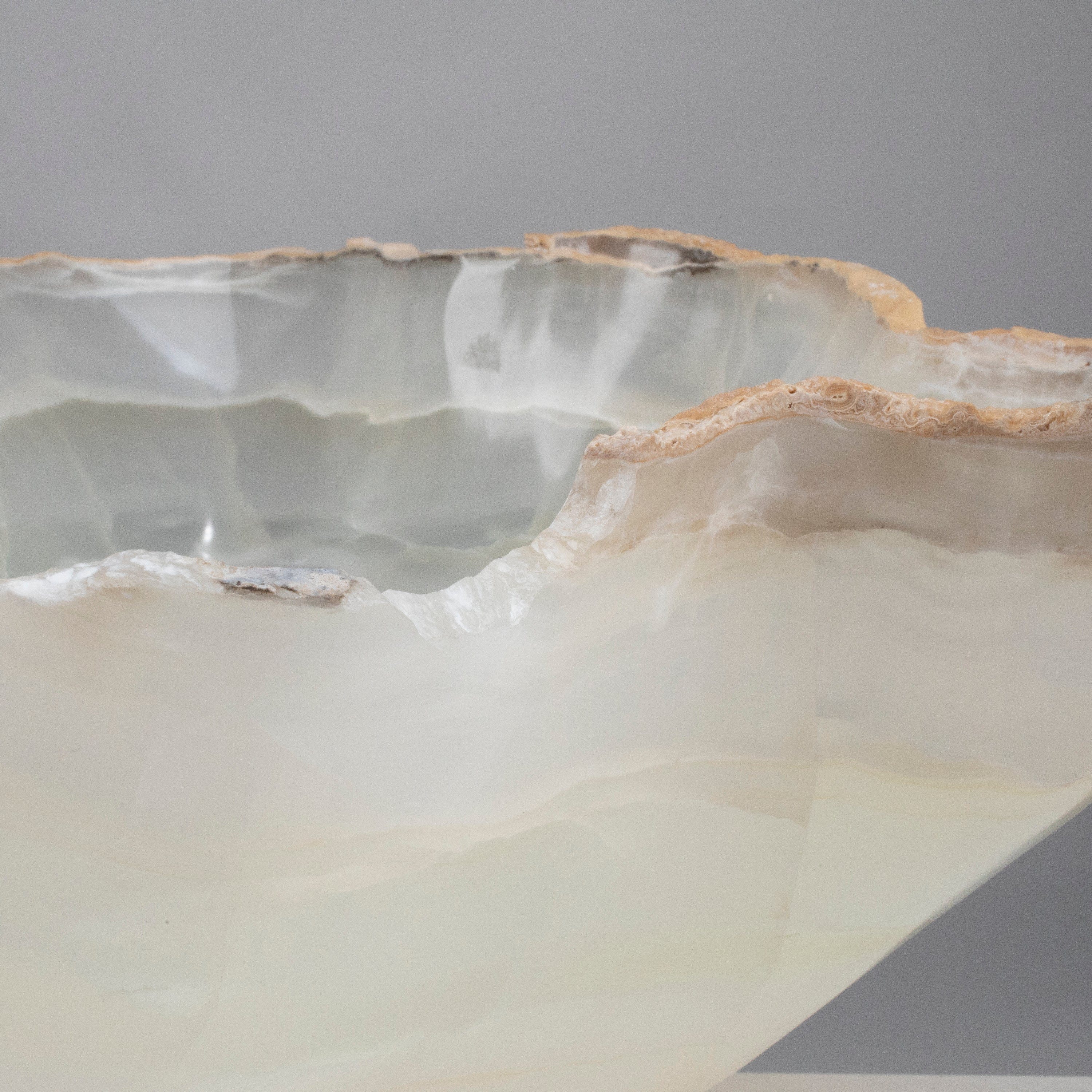 KALIFANO Gemstone Bowls White Onyx Bowl 18" BOX9600.002