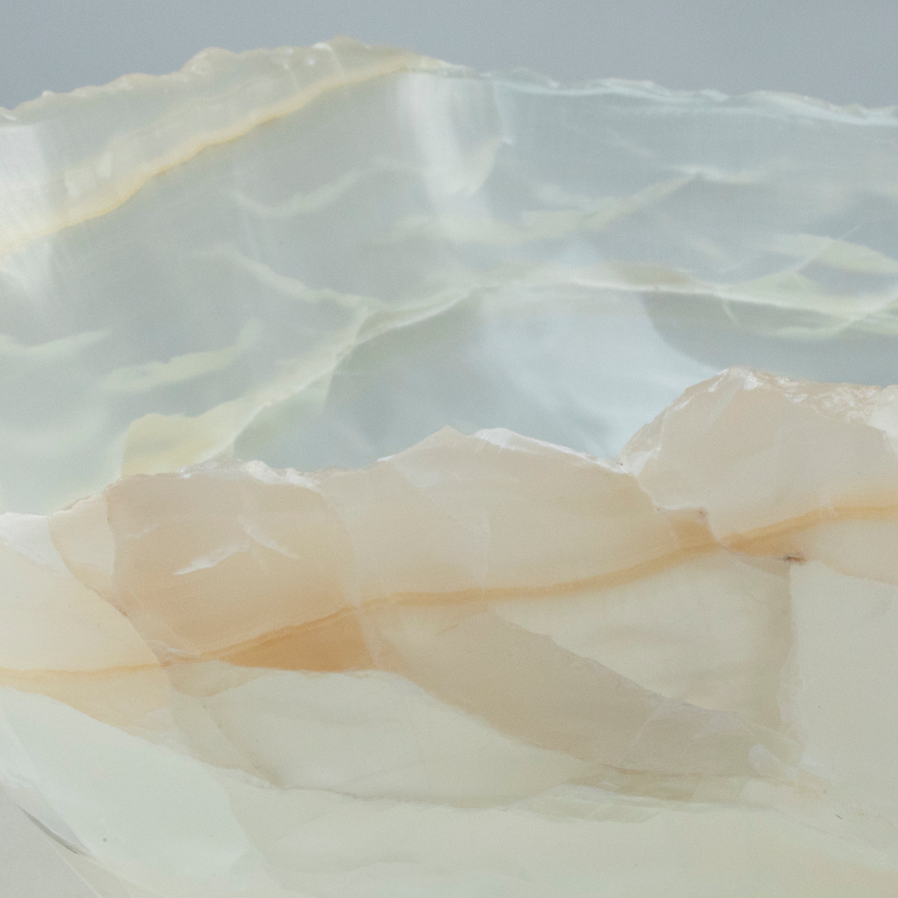 KALIFANO Gemstone Bowls White Onyx Bowl 22" BOX11000.007