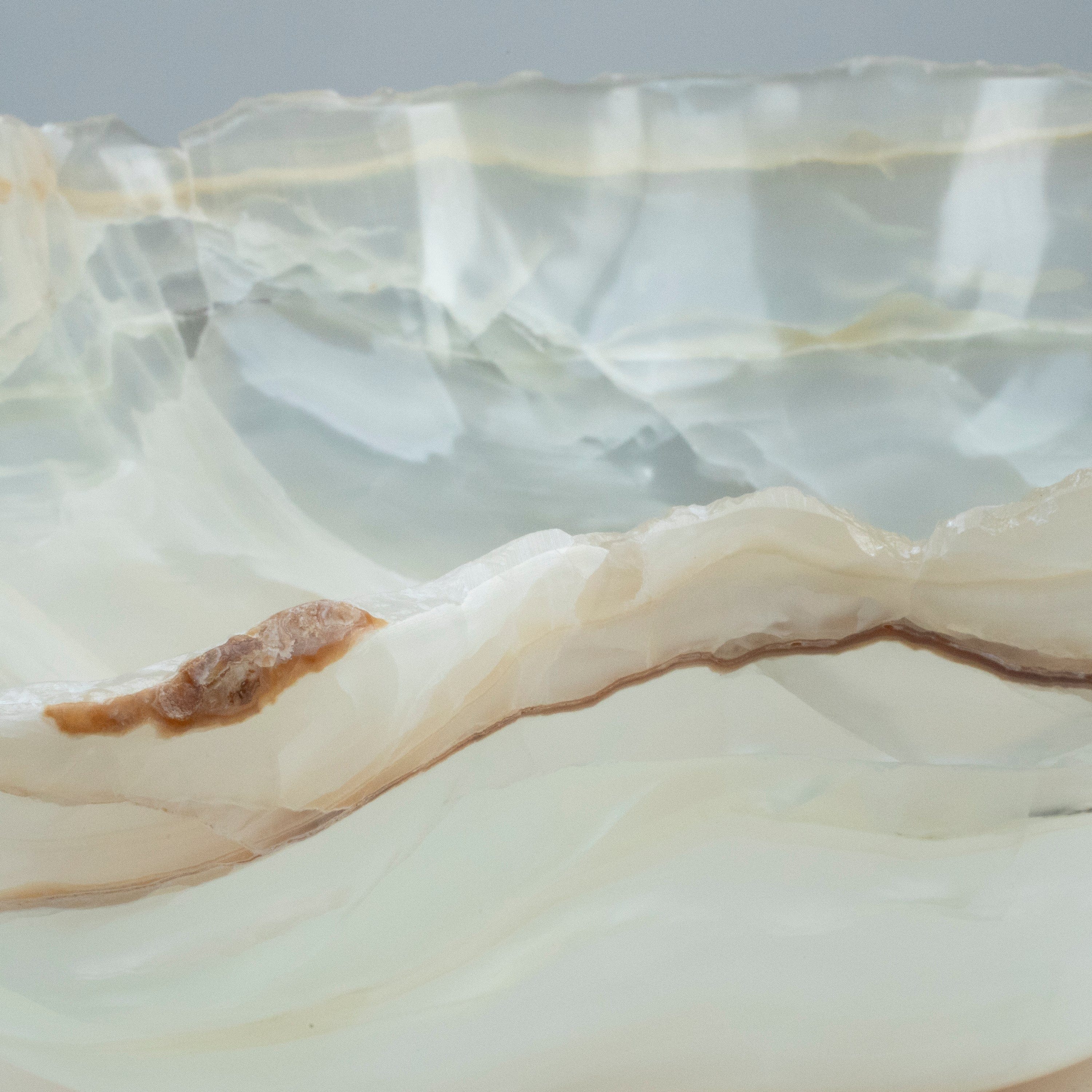 KALIFANO Gemstone Bowls White Onyx Bowl 22" BOX11000.007