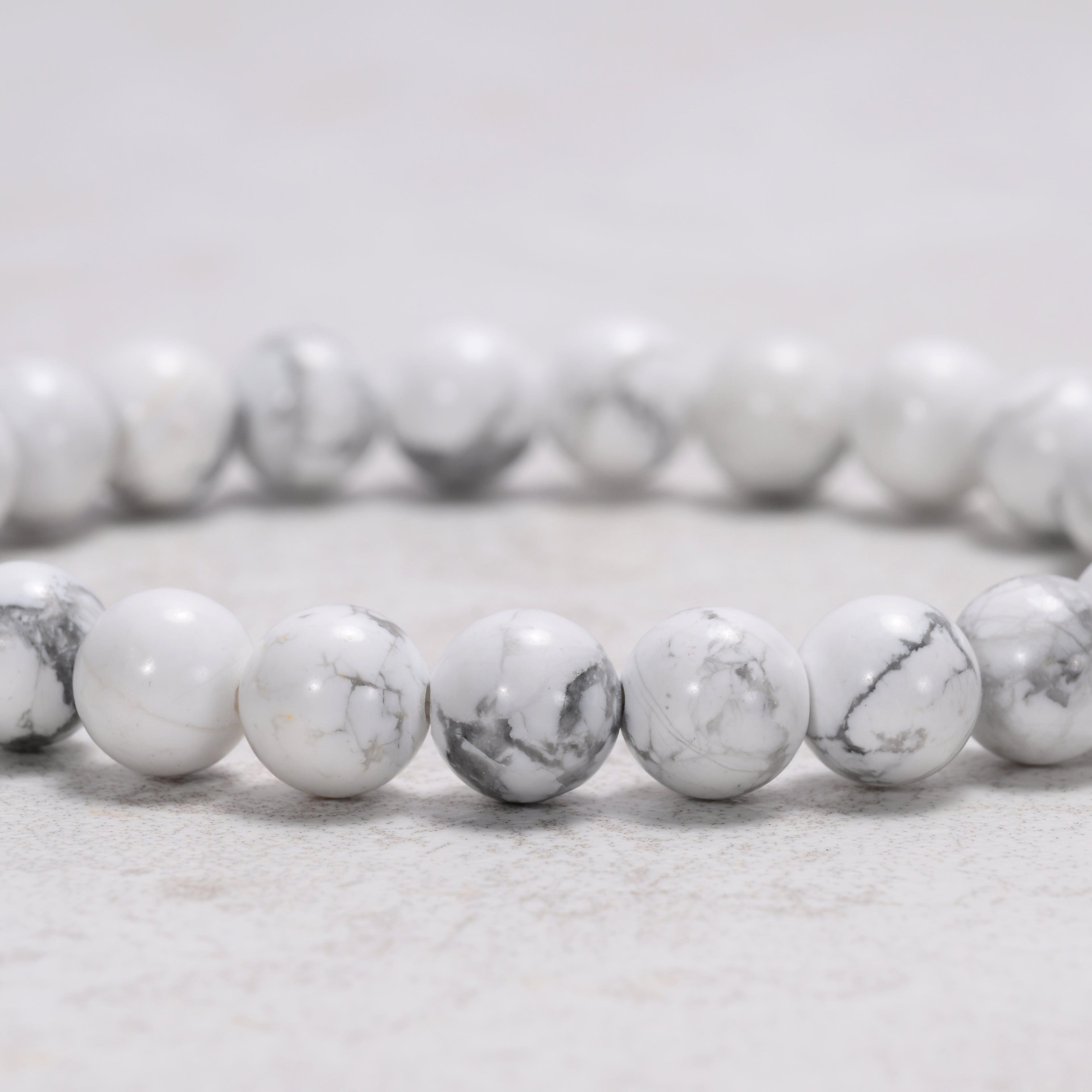 Kalifano Gemstone Bracelets Natural Howlite 8 mm Beaded Gemstone Bracelet