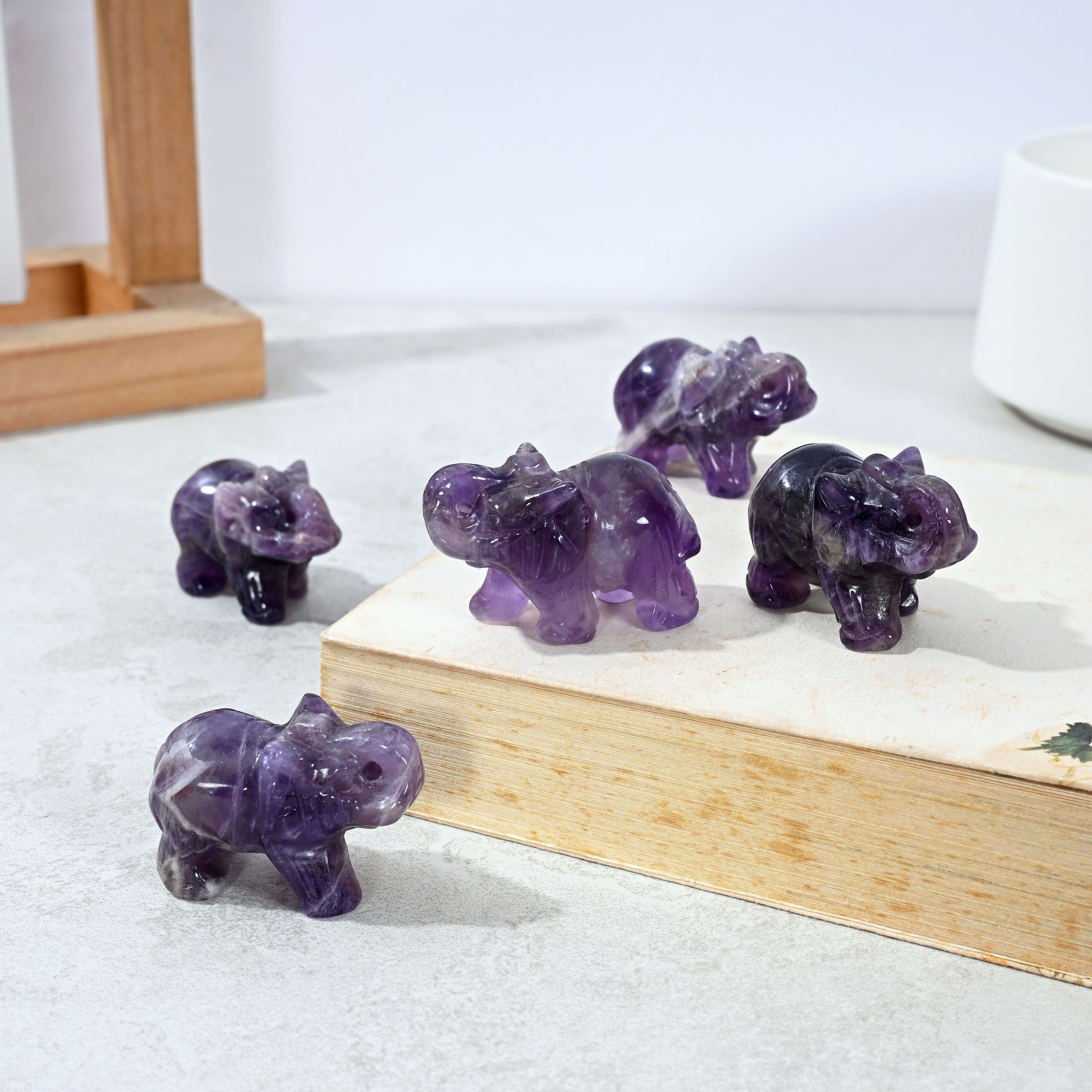 KALIFANO Gemstone Carvings 1.5" Amethyst Elephant Natural Gemstone Carving CV7-E-AM