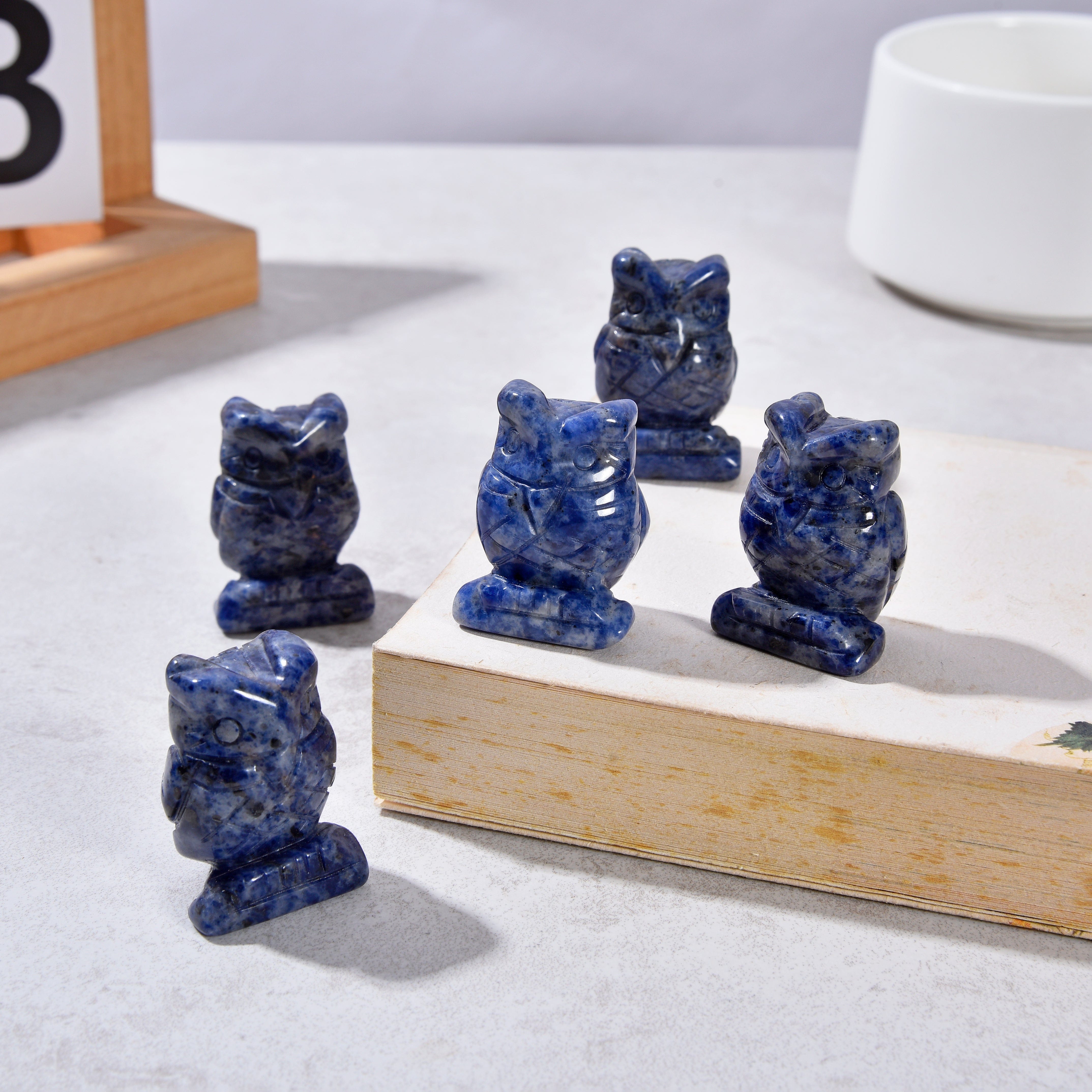 KALIFANO Gemstone Carvings 1.5" Sodalite Owl Natural Gemstone Carving CV12-O-SD