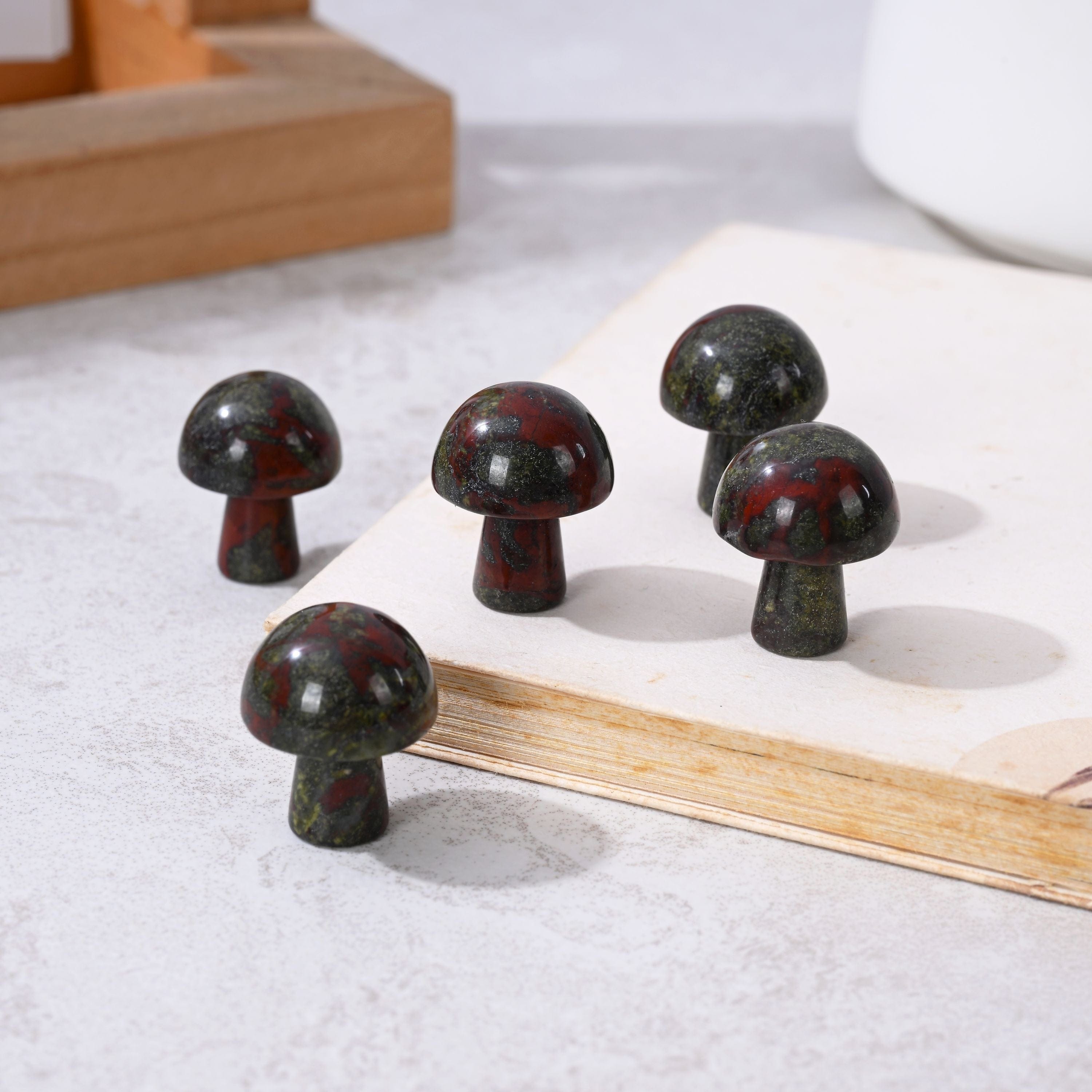 KALIFANO Gemstone Carvings 1" Bloodstone Mushroom Natural Gemstone Carving CV1-M-BS