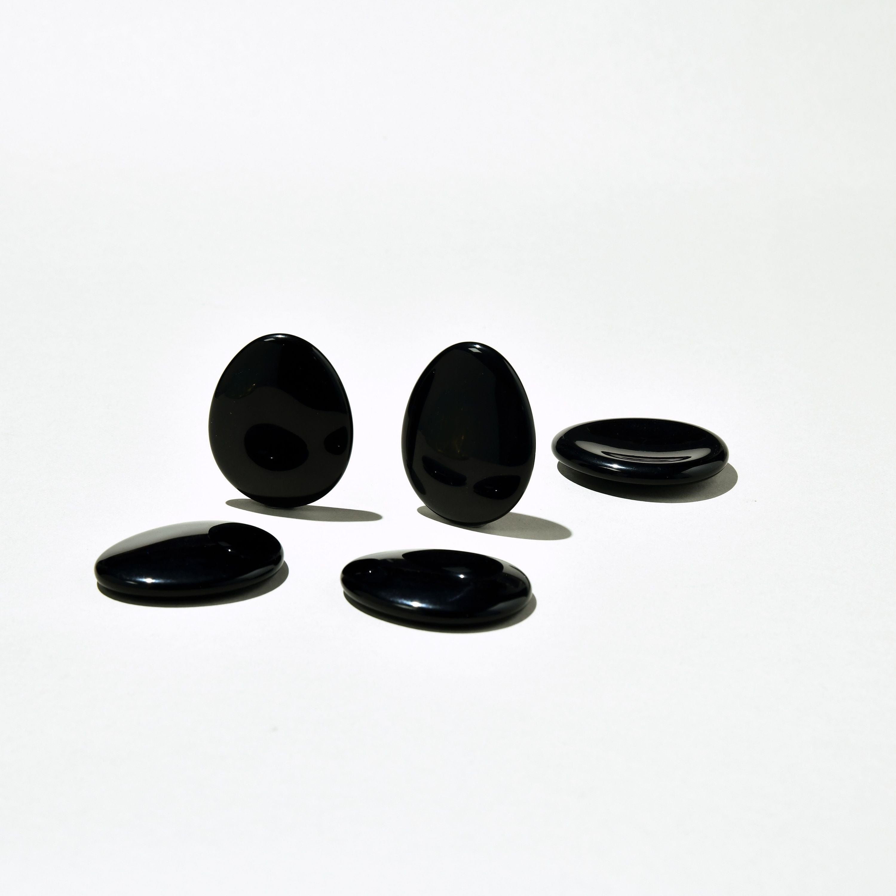 KALIFANO Gemstone Carvings 2" Obsidian Worry Stone Natural Gemstone Carving CV10-W-OB