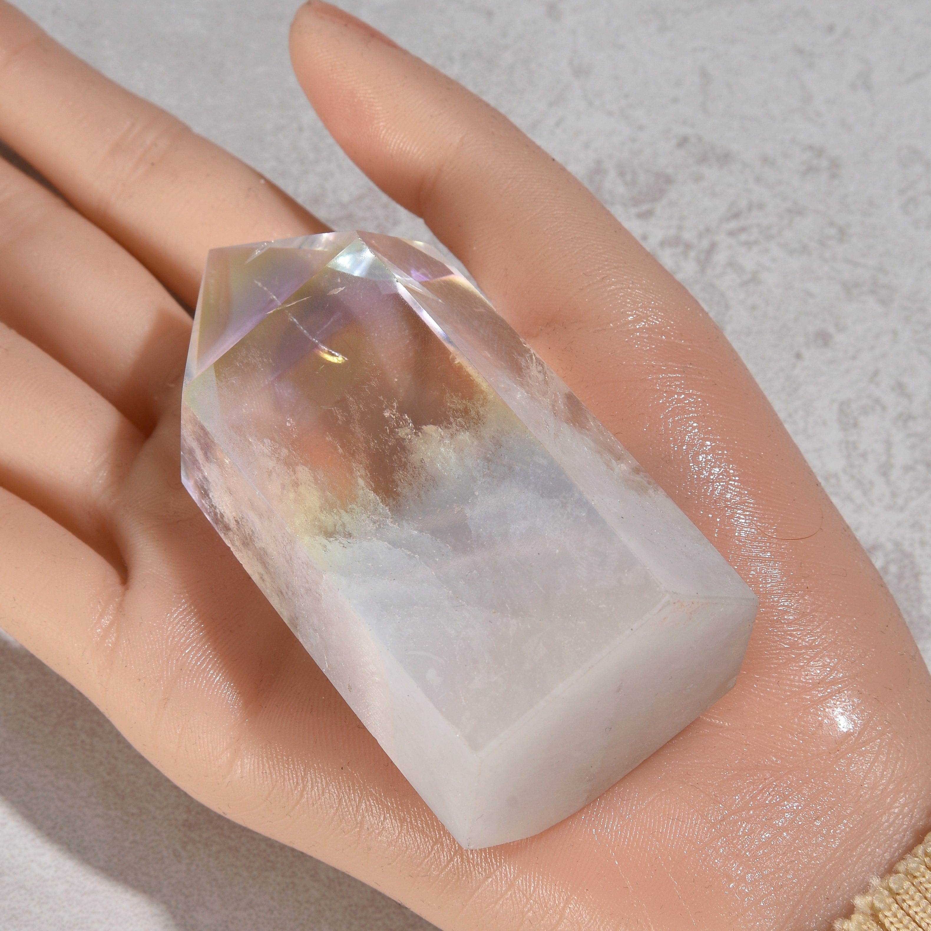 KALIFANO Gemstone Carvings 3.5" Aura Borealis Quartz Obelisk Tower Gemstone Carving GOT810-ABQ