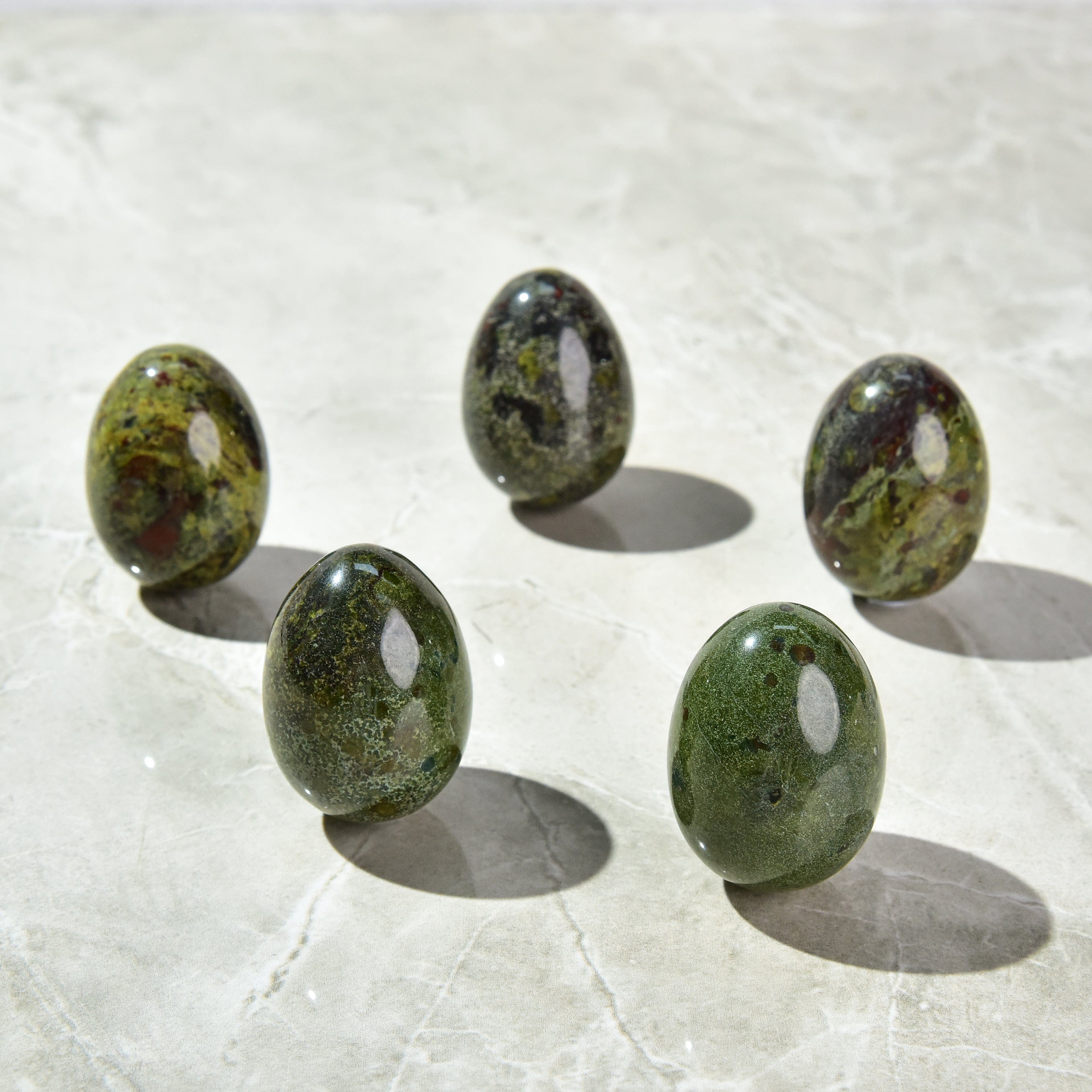 Kalifano Gemstone Carvings Bloodstone Egg Carving CV14-EG-BS