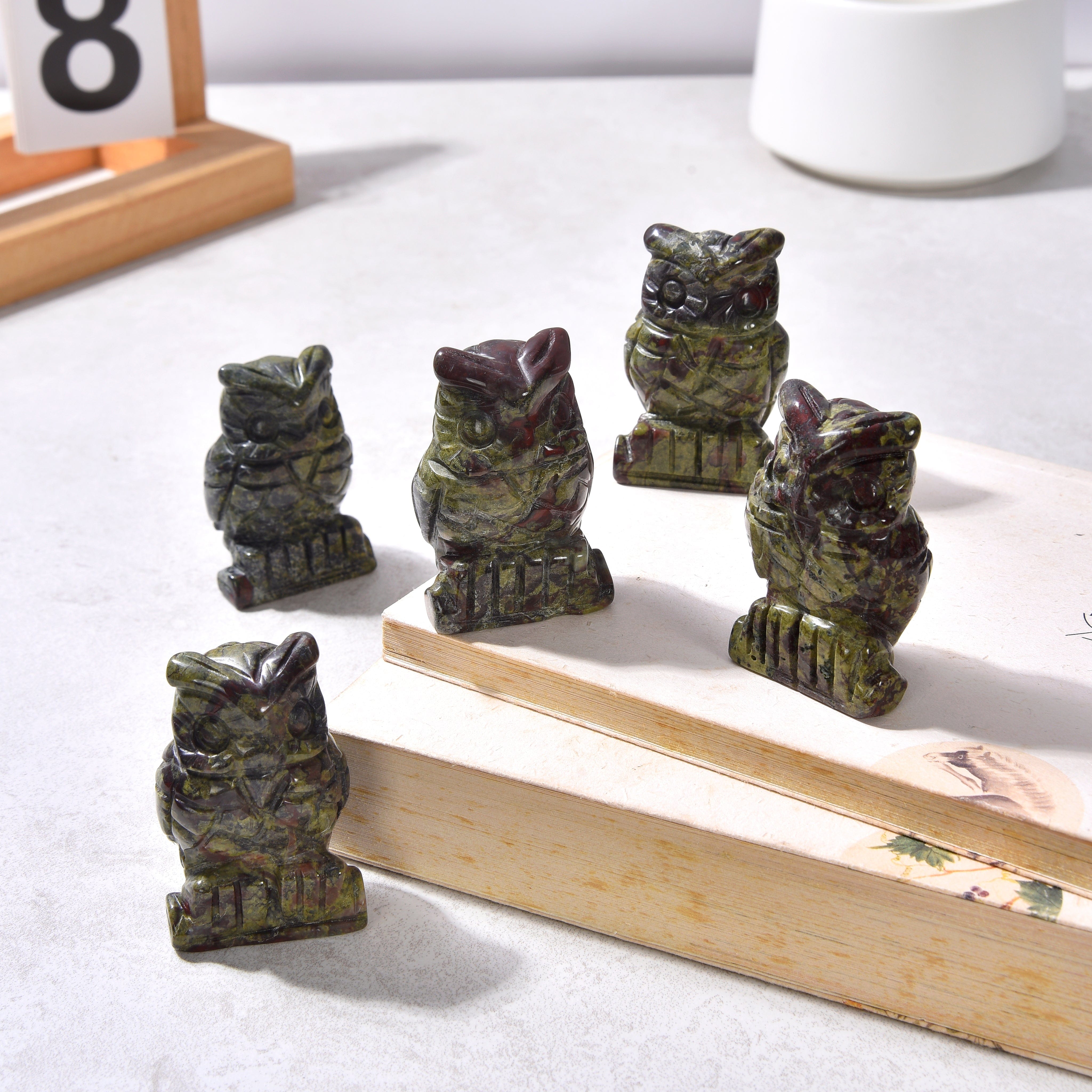 Kalifano Gemstone Carvings Bloodstone Owl 2'' Natural Gemstone Carving CV28-O-BS