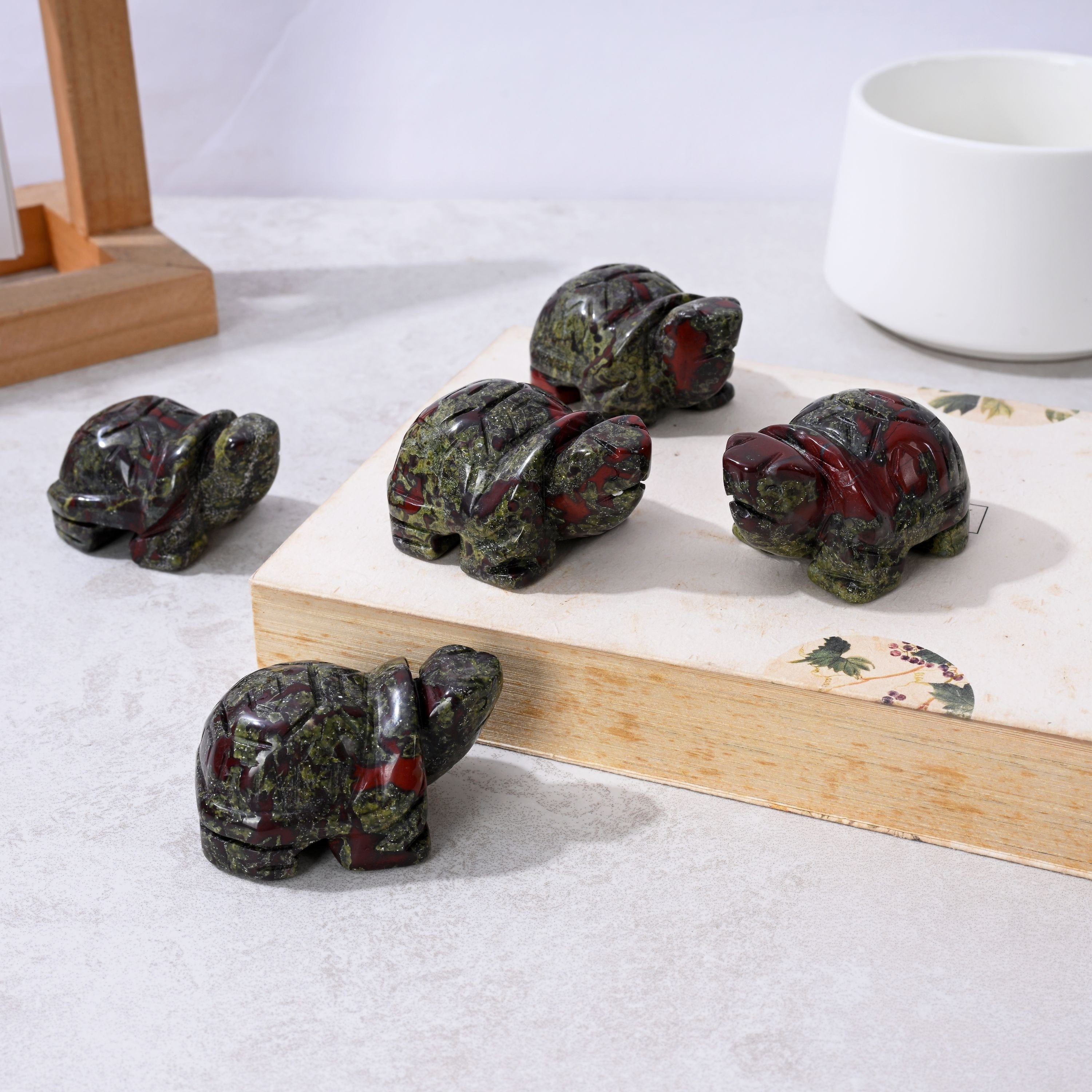 Kalifano Gemstone Carvings Bloodstone Turtle 2'' Natural Gemstone Carving CV14-T-BS