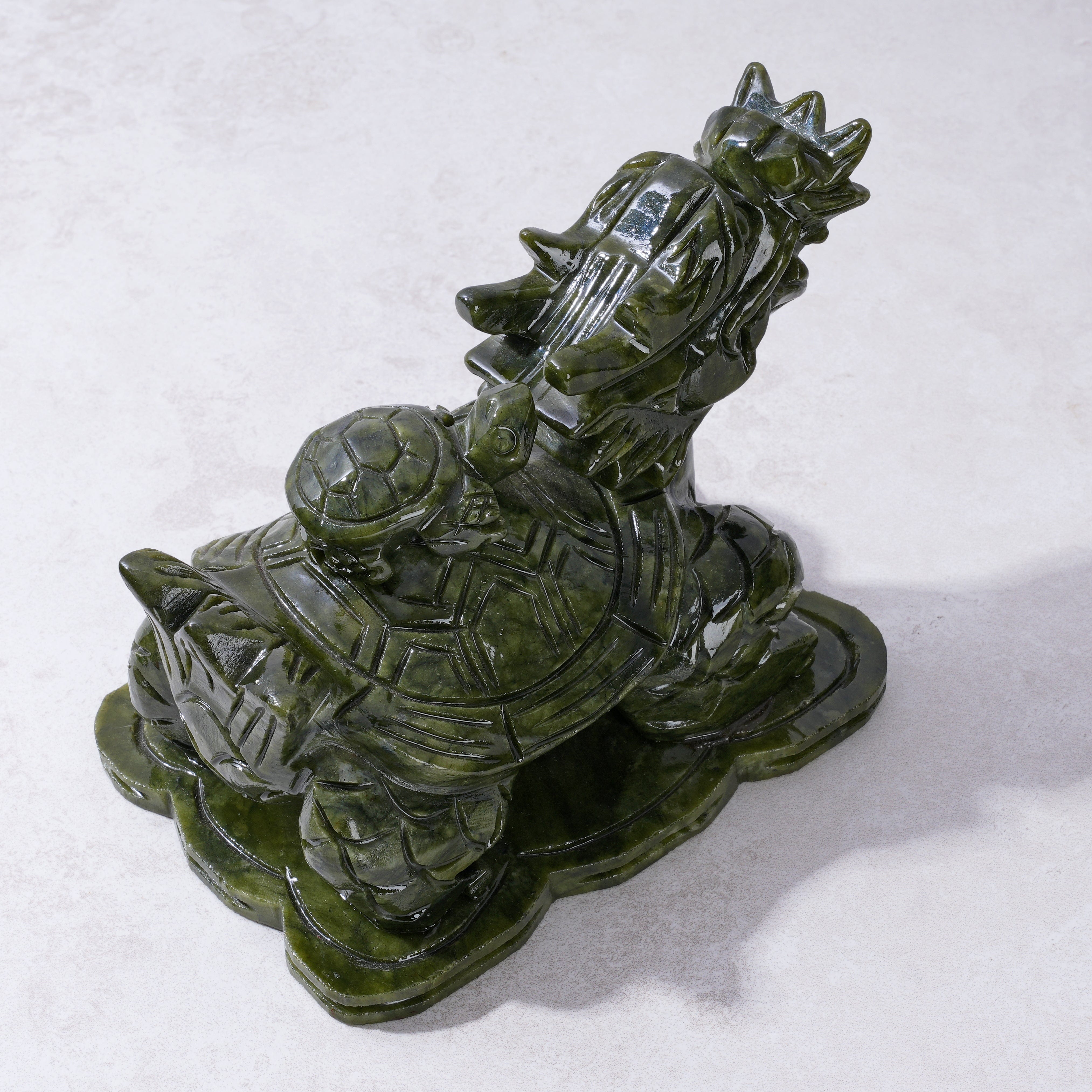 Kalifano Gemstone Carvings Dragon Turtle Jade Crystal Carving - A Symbol of Patience and Good Fortune CV149-DT