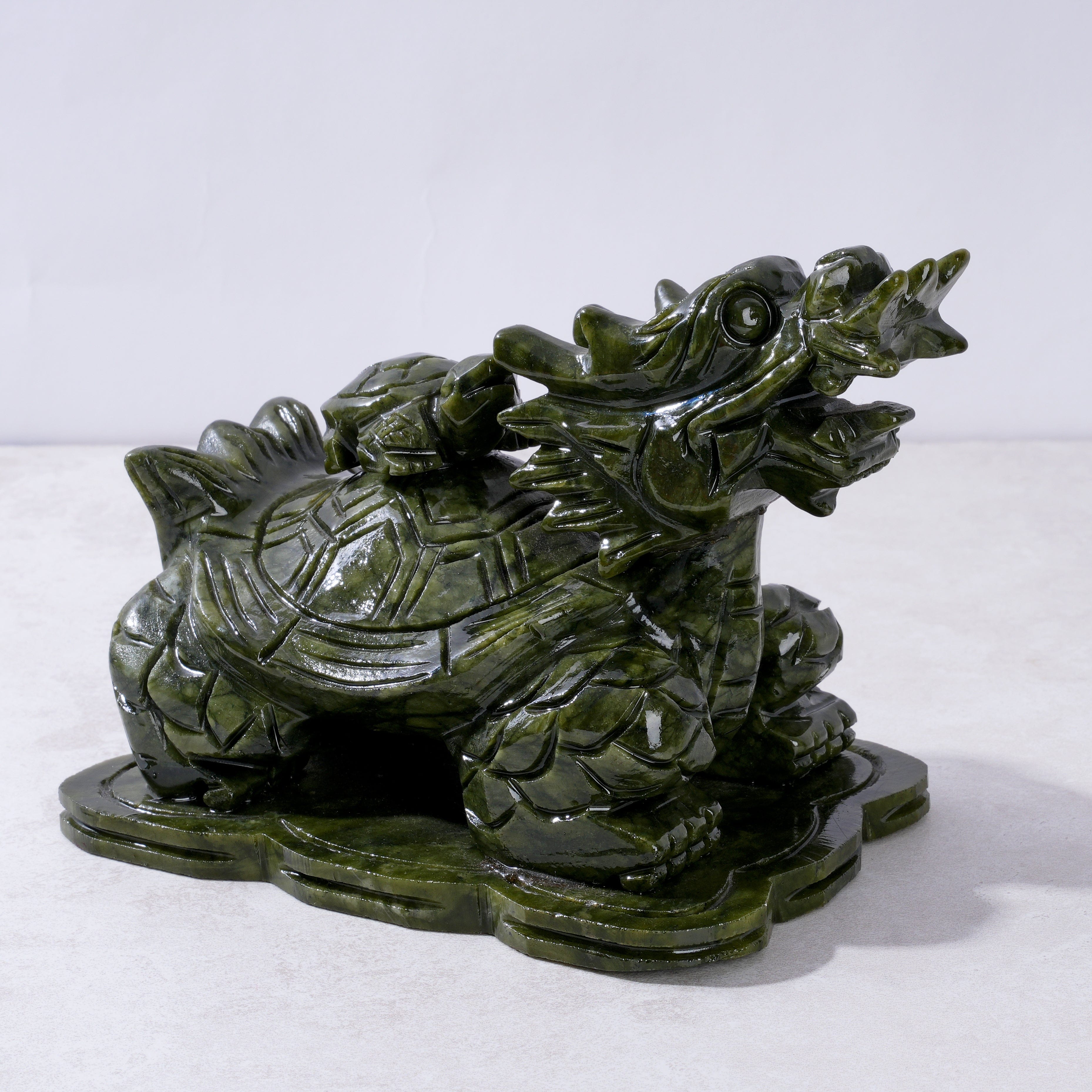 Kalifano Gemstone Carvings Dragon Turtle Jade Crystal Carving - A Symbol of Patience and Good Fortune CV149-DT