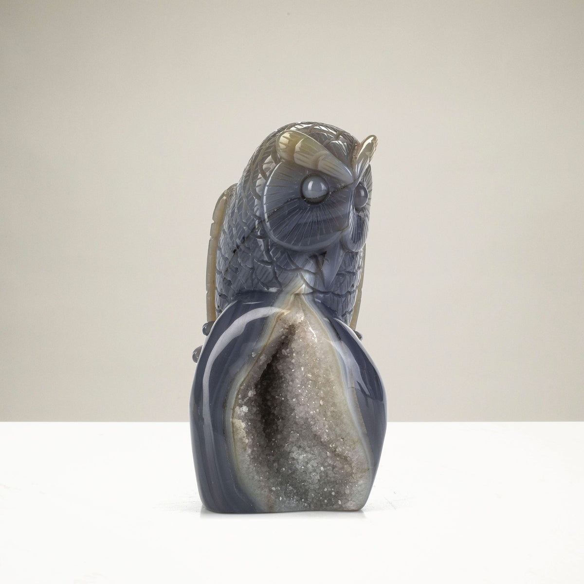 Kalifano Gemstone Carvings Natural Brazilian Blue Lace Agate Owl Animal Carving - 5.7 in CV388.001