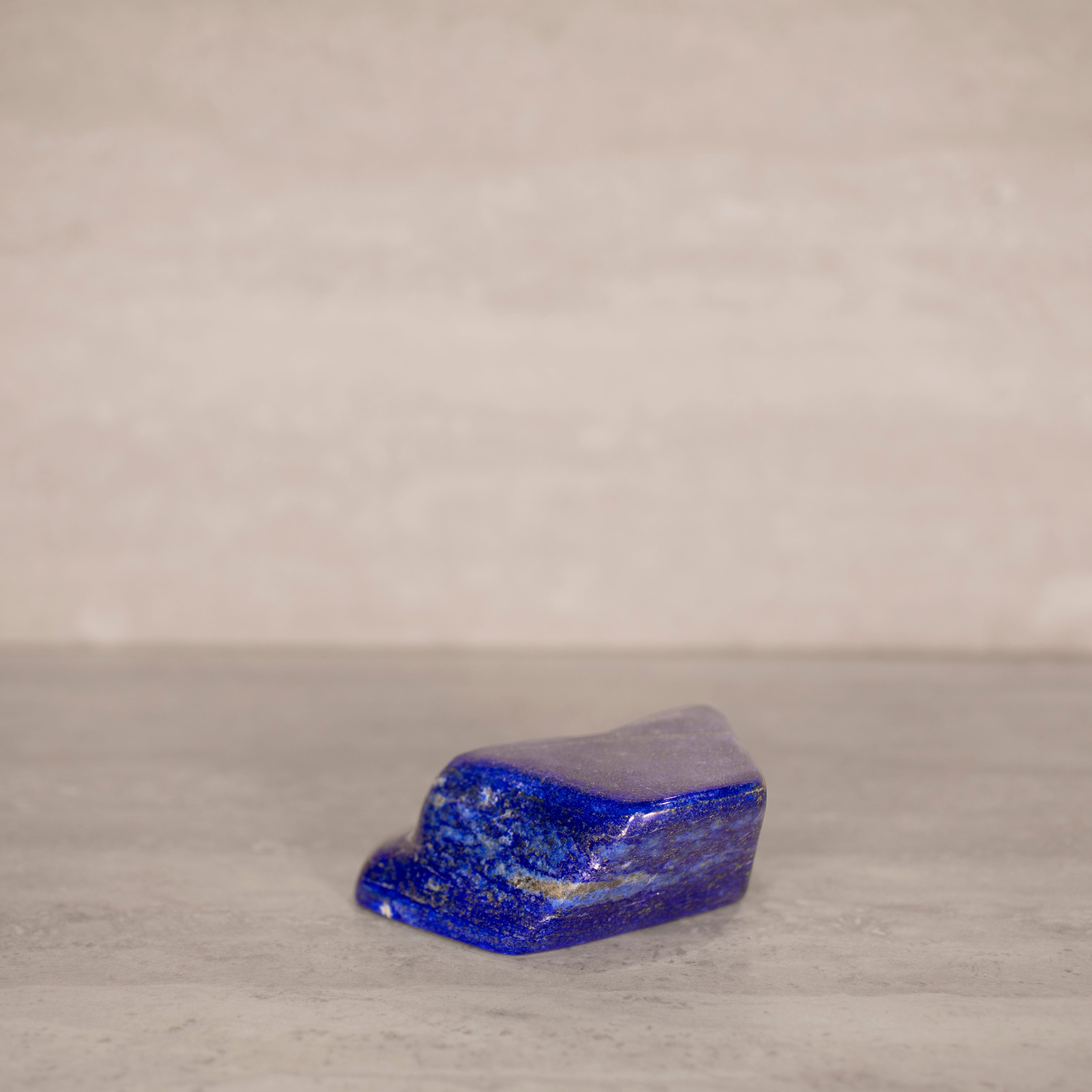KALIFANO Gemstone Carvings Natural Lapis Lazuli Freeform from Afghanistan - 4" / 595 grams LP1200.007