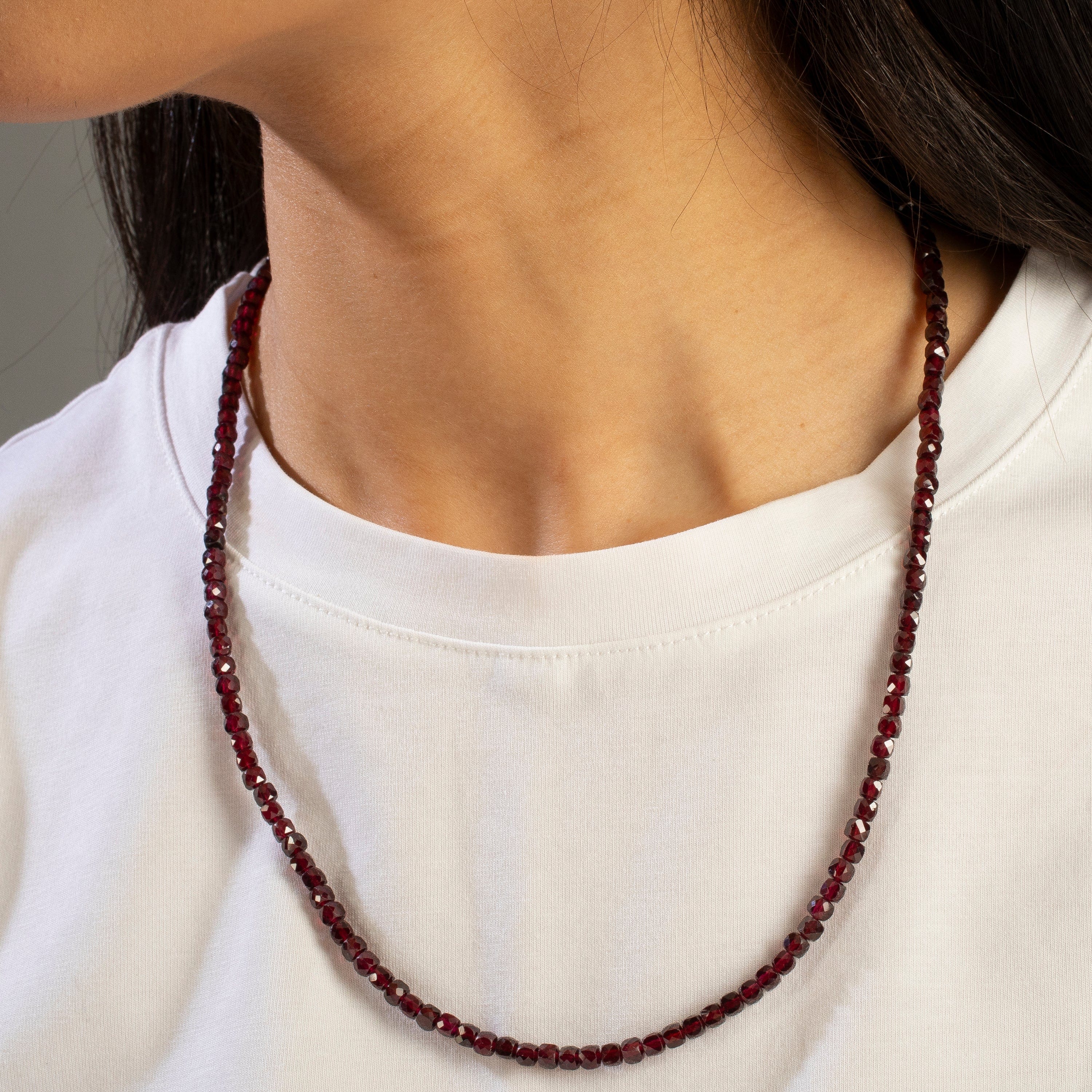 KALIFANO Gemstone Jewelry 4mm Garnet Faceted Cube 21" Necklace / Multi wrap Bracelet N55-GA