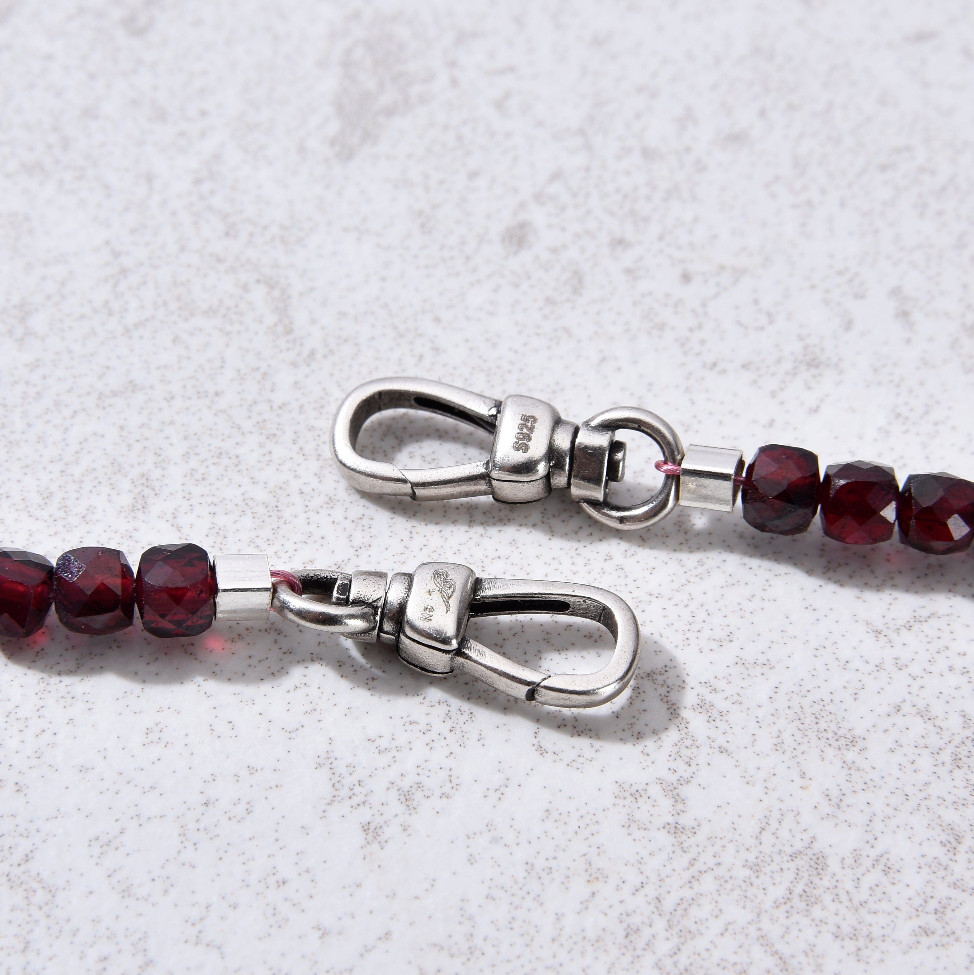 KALIFANO Gemstone Jewelry 4mm Garnet Faceted Cube 21" Necklace / Multi wrap Bracelet N55-GA