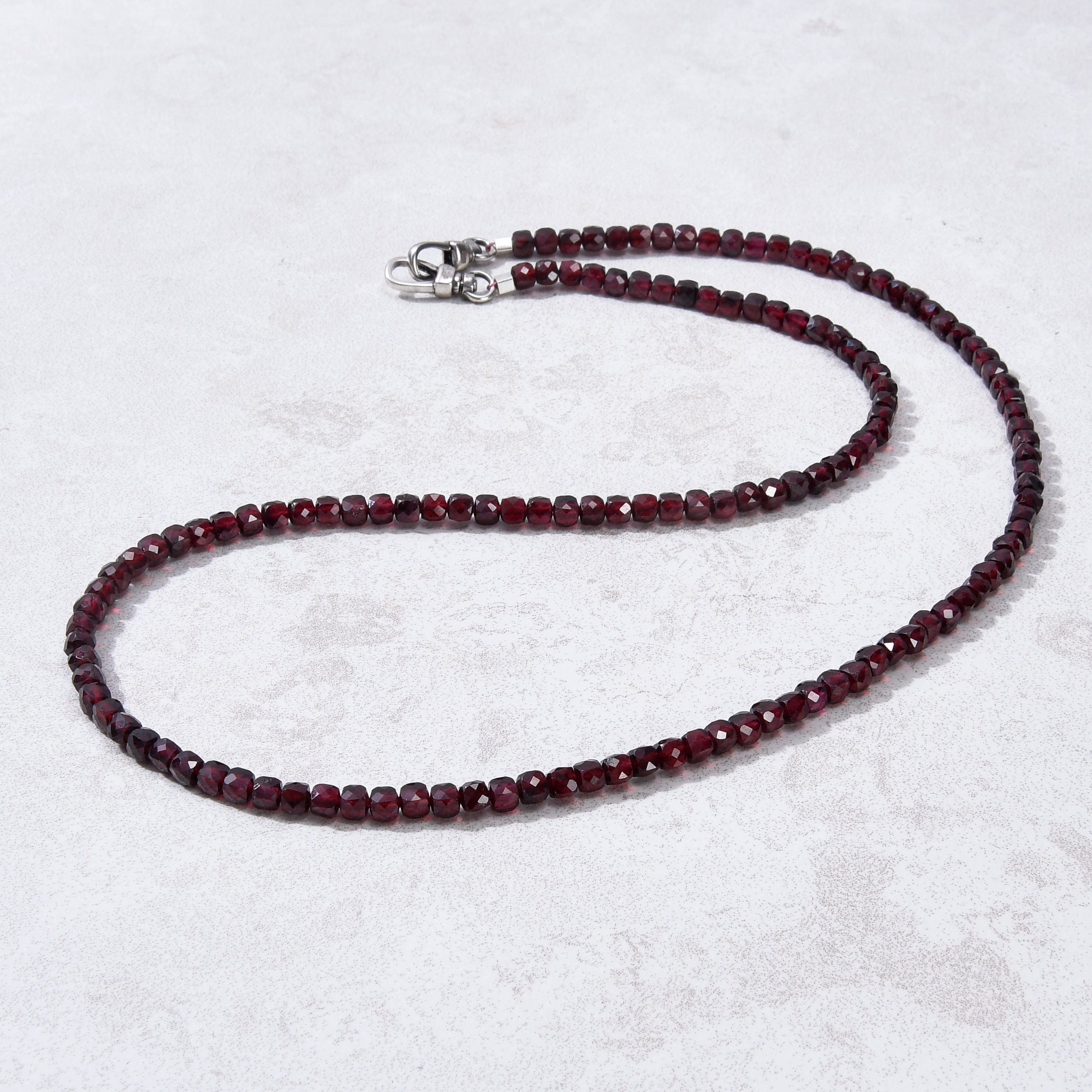 KALIFANO Gemstone Jewelry 4mm Garnet Faceted Cube 21" Necklace / Multi wrap Bracelet N55-GA